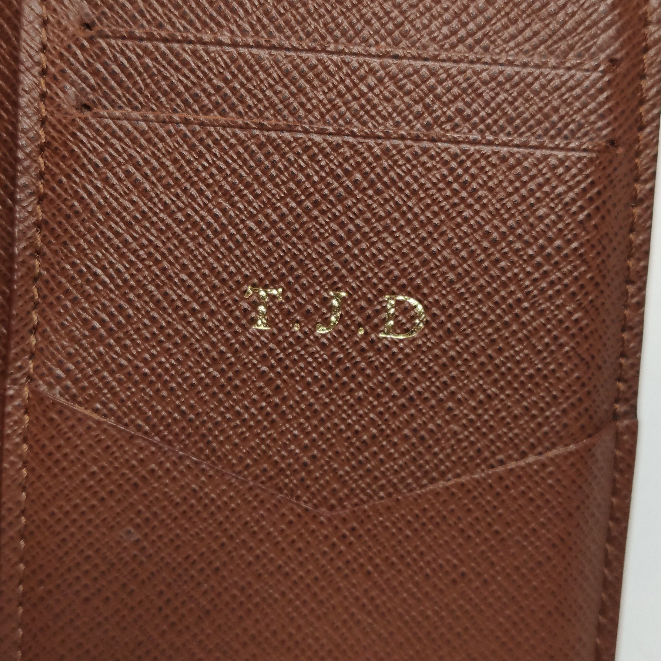 Louis Vuitton Louis Vuitton (LV) Monogram Print Folding Card Holder -y250 Size ONE SIZE - 8 Thumbnail