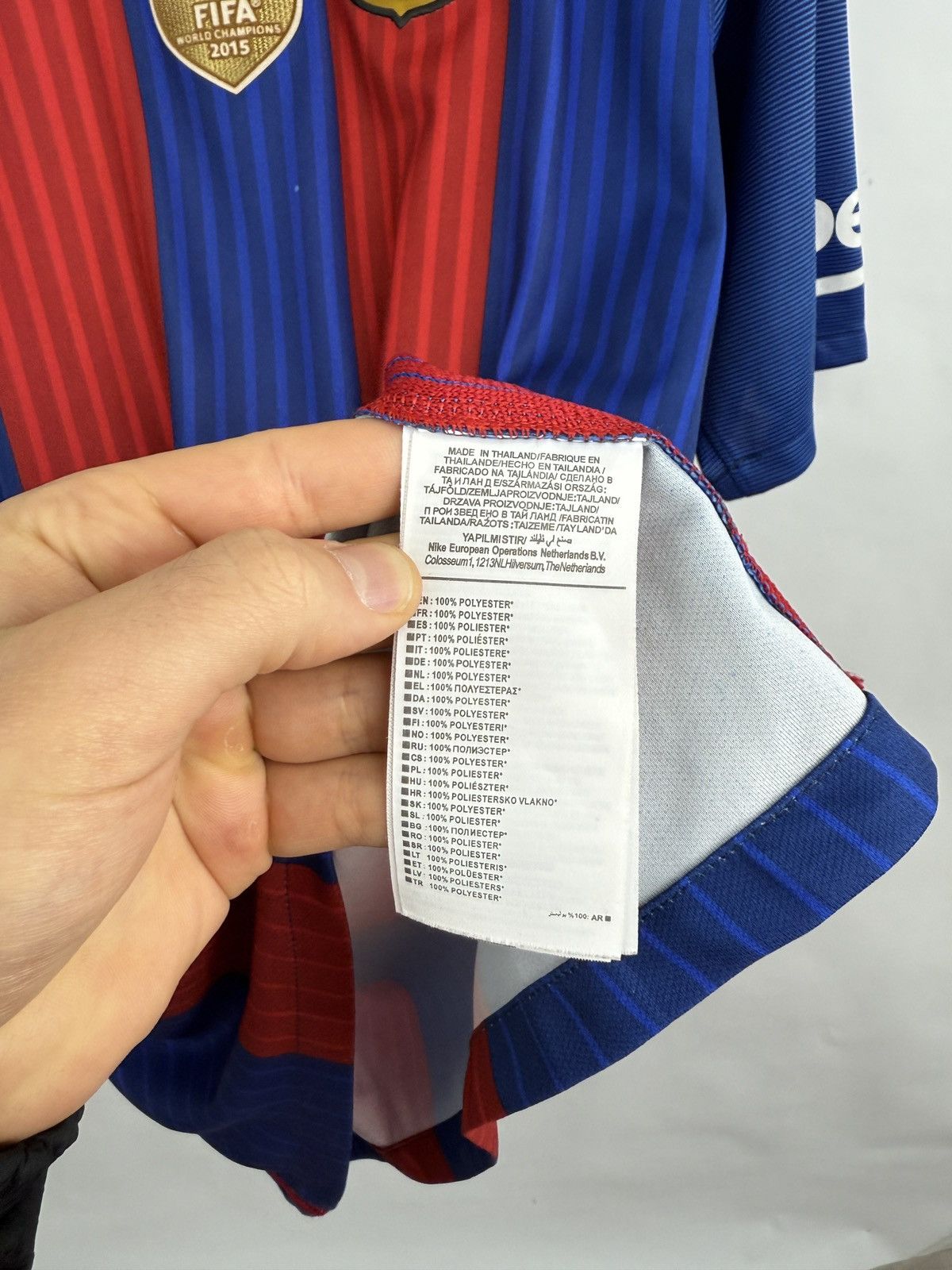 Nike 🇪🇸 Nike F. C. Barcelona FIFA 2015/16 Soccer Jersey T-Shirt Size US M / EU 48-50 / 2 - 9 Thumbnail