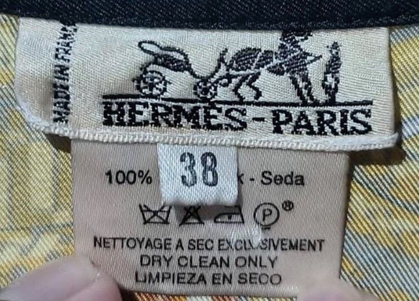 Hermes Hermes Paris Baroque Brandebourgs 1970s silk made in France Size US M / EU 48-50 / 2 - 12 Thumbnail