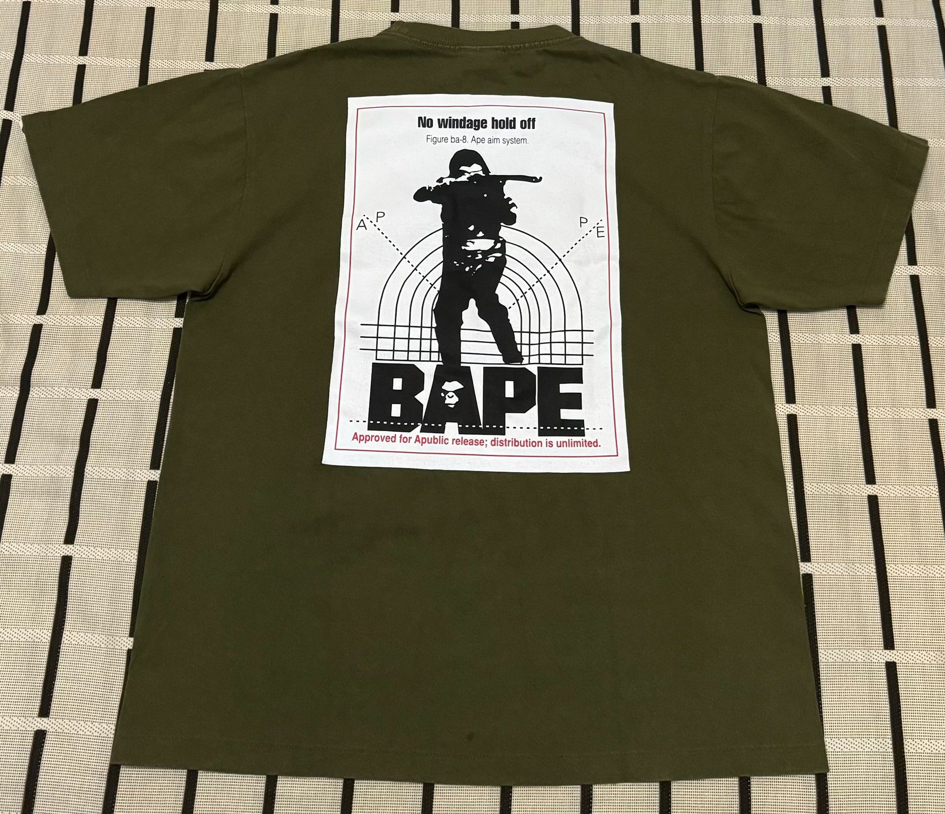 Bape Bape T-Shirt M Men Size US M / EU 48-50 / 2 - 1 Thumbnail