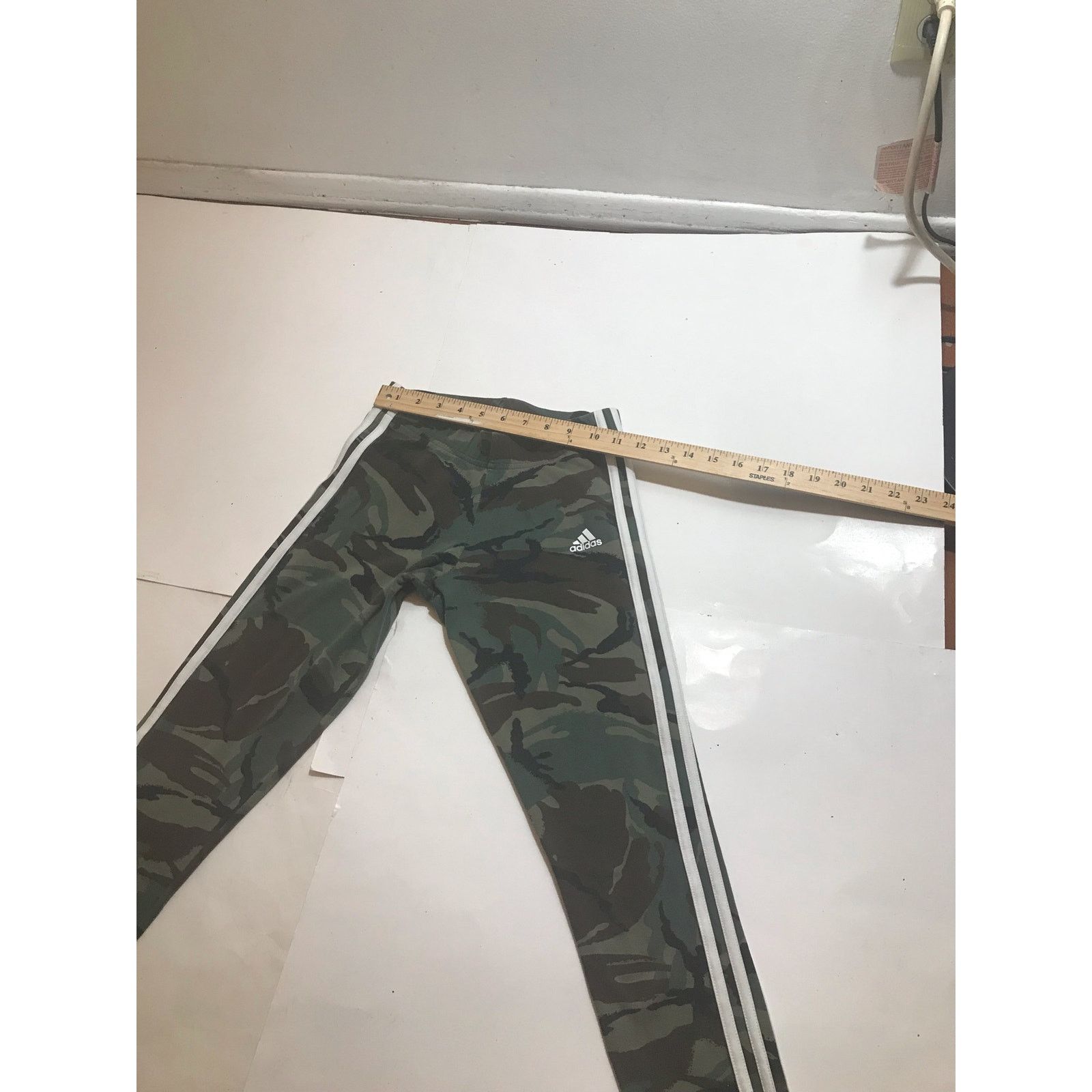 Adidas ADIDAS Camo Leggings Women's XS Size 22" - 7 Thumbnail