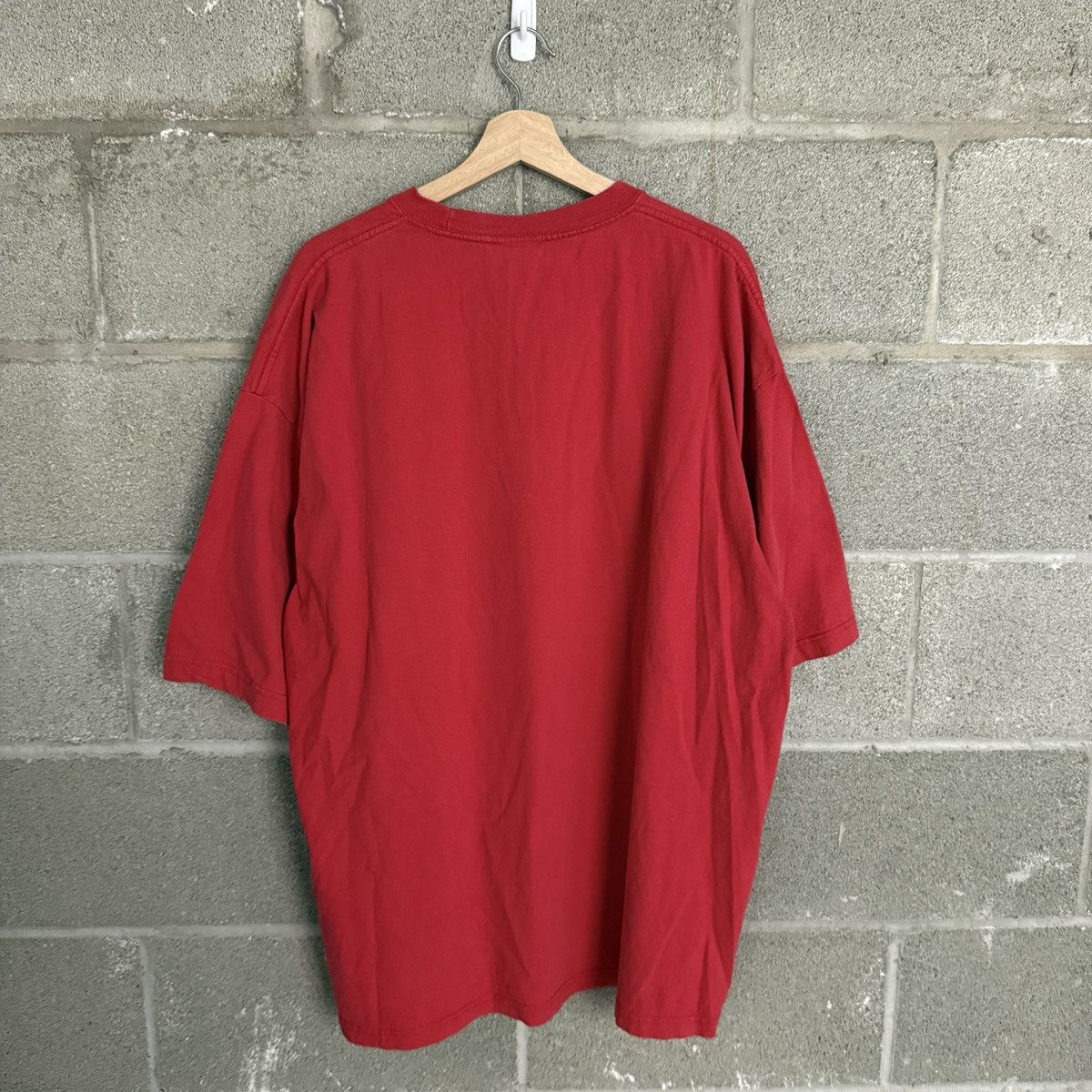 Southpole Vintage 90s Y2K Southpole Red Graphic Tee Mens 2XL Size US XXL / EU 58 / 5 - 2 Thumbnail