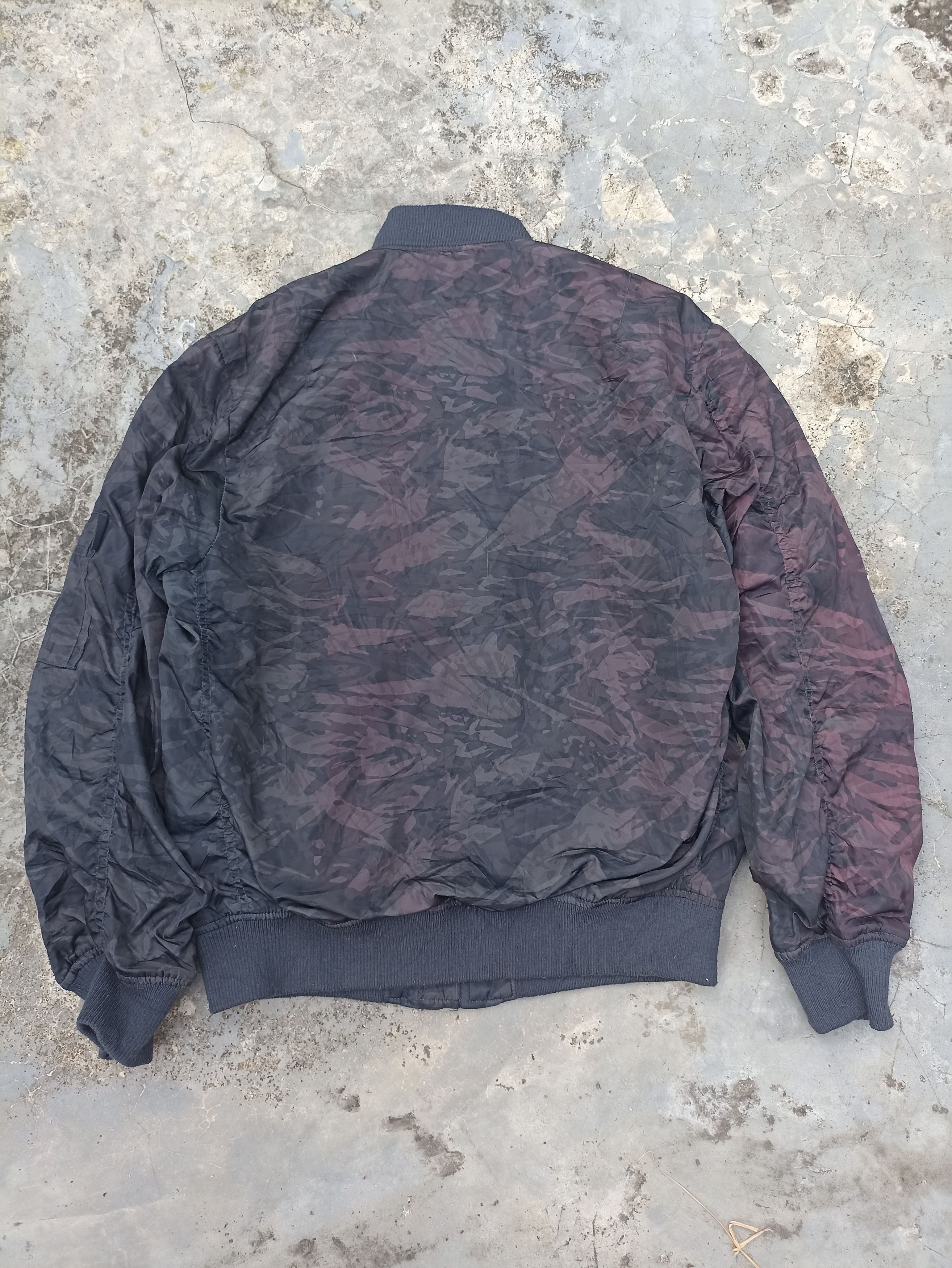 Army Of Me Fieldcore Bomber jacket camouflage tones color Heat Assist Size US L / EU 52-54 / 3 - 6 Thumbnail