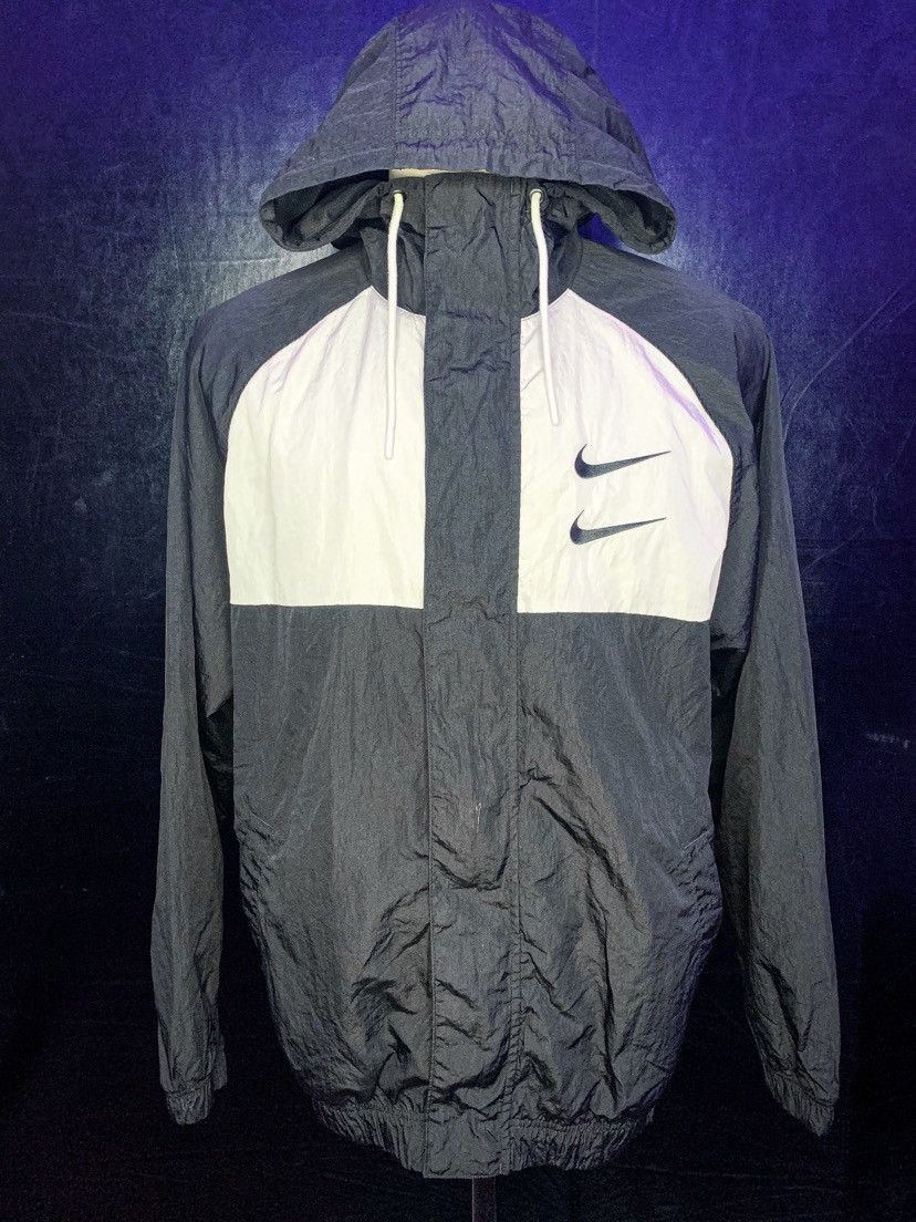 Nike Woven Hooded Jacket