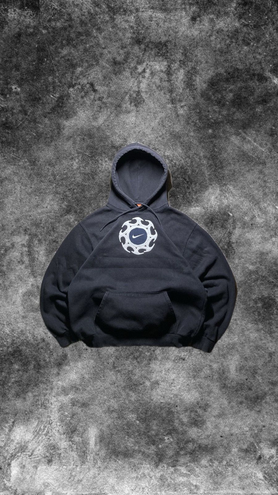 Nike × Vintage ⛩️nike hoodie custom fleece vintage y2k center big logo Size US M / EU 48-50 / 2 - 2 Thumbnail