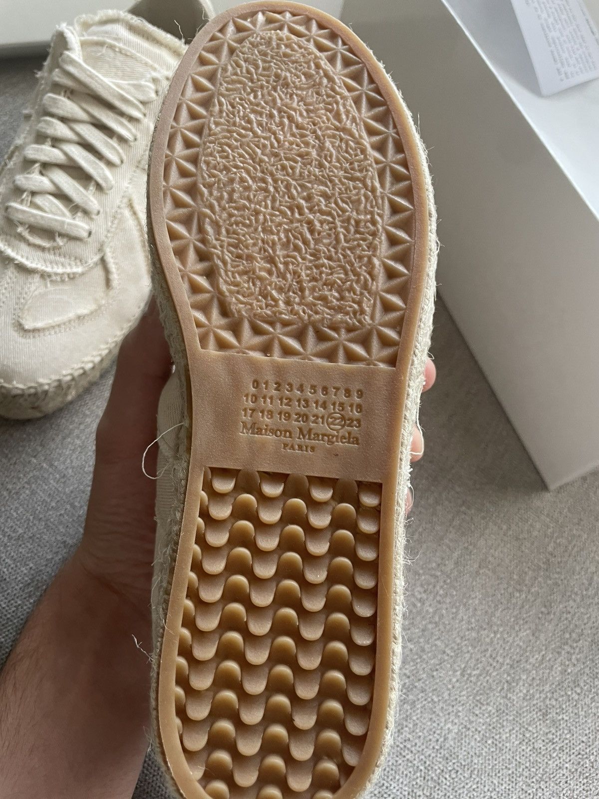 Maison Margiela Maison Margiela Straw Sneakers Size US 5 / IT 35 - 7 Thumbnail