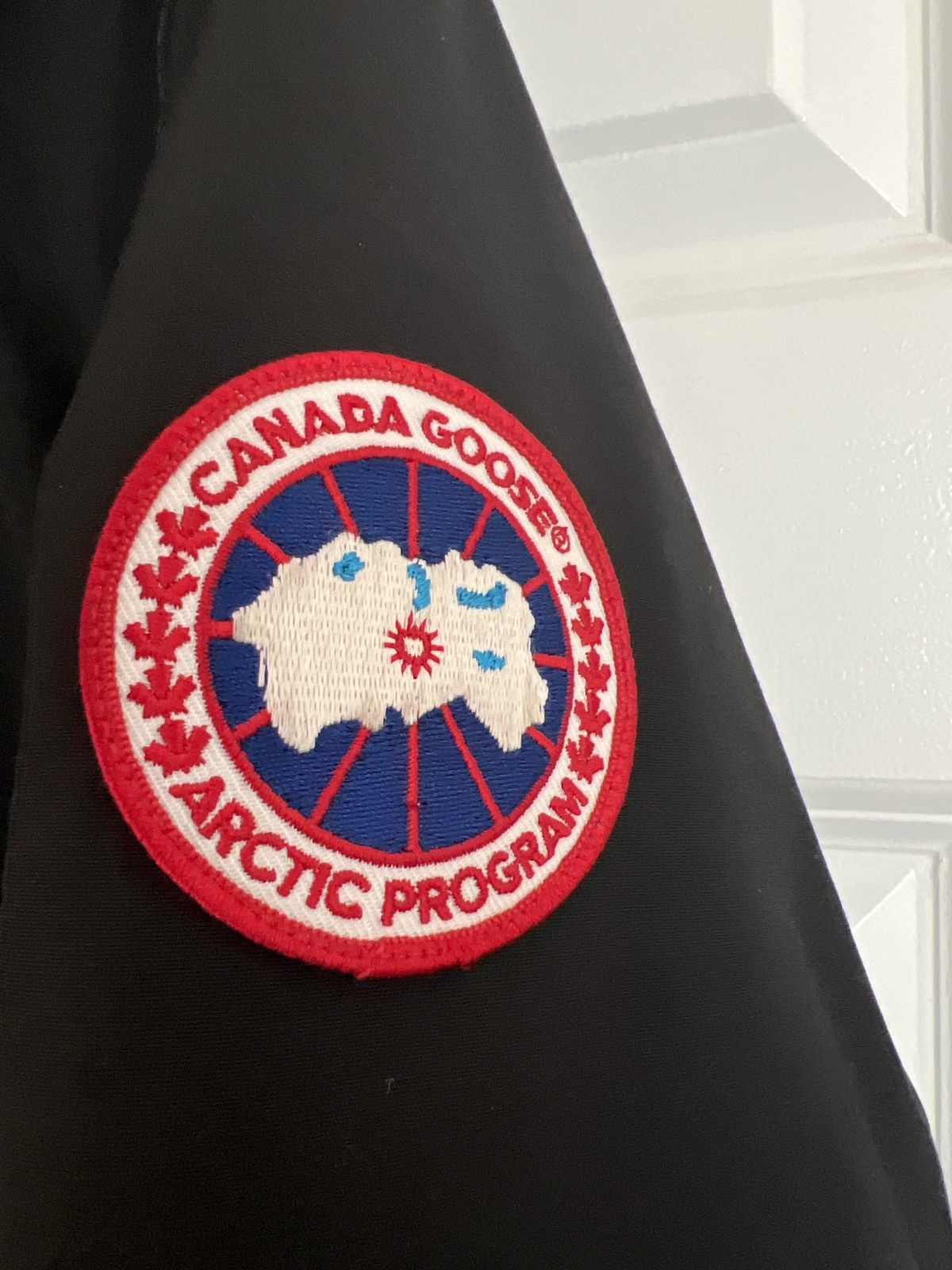 Canada Goose Canada Goose Down Jacket Size XS / US 0-2 / IT 36-38 - 2 Thumbnail