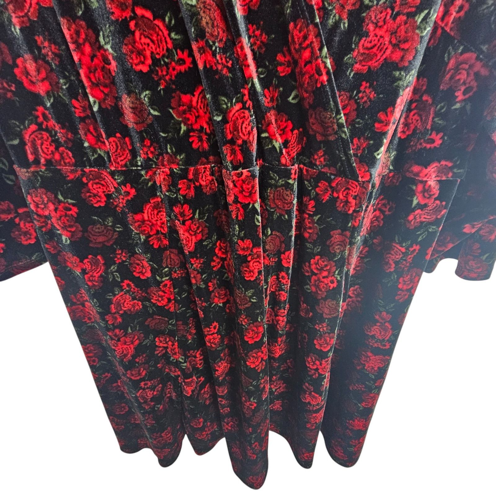 Torrid Torrid Womens Rose Floral Print Velvet Suprlice Mini Dress Size 3XL / US 20-22 - 4 Thumbnail