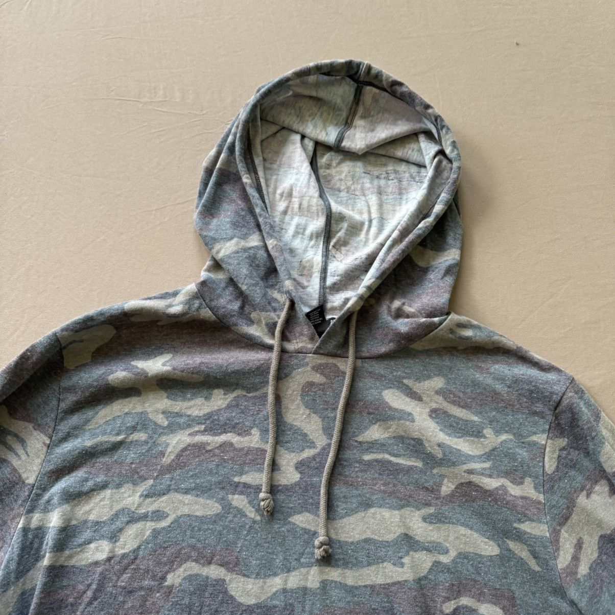 Forever 21 Forever 21 Lightweight Camo Hoodie Size US M / EU 48-50 / 2 - 3 Thumbnail