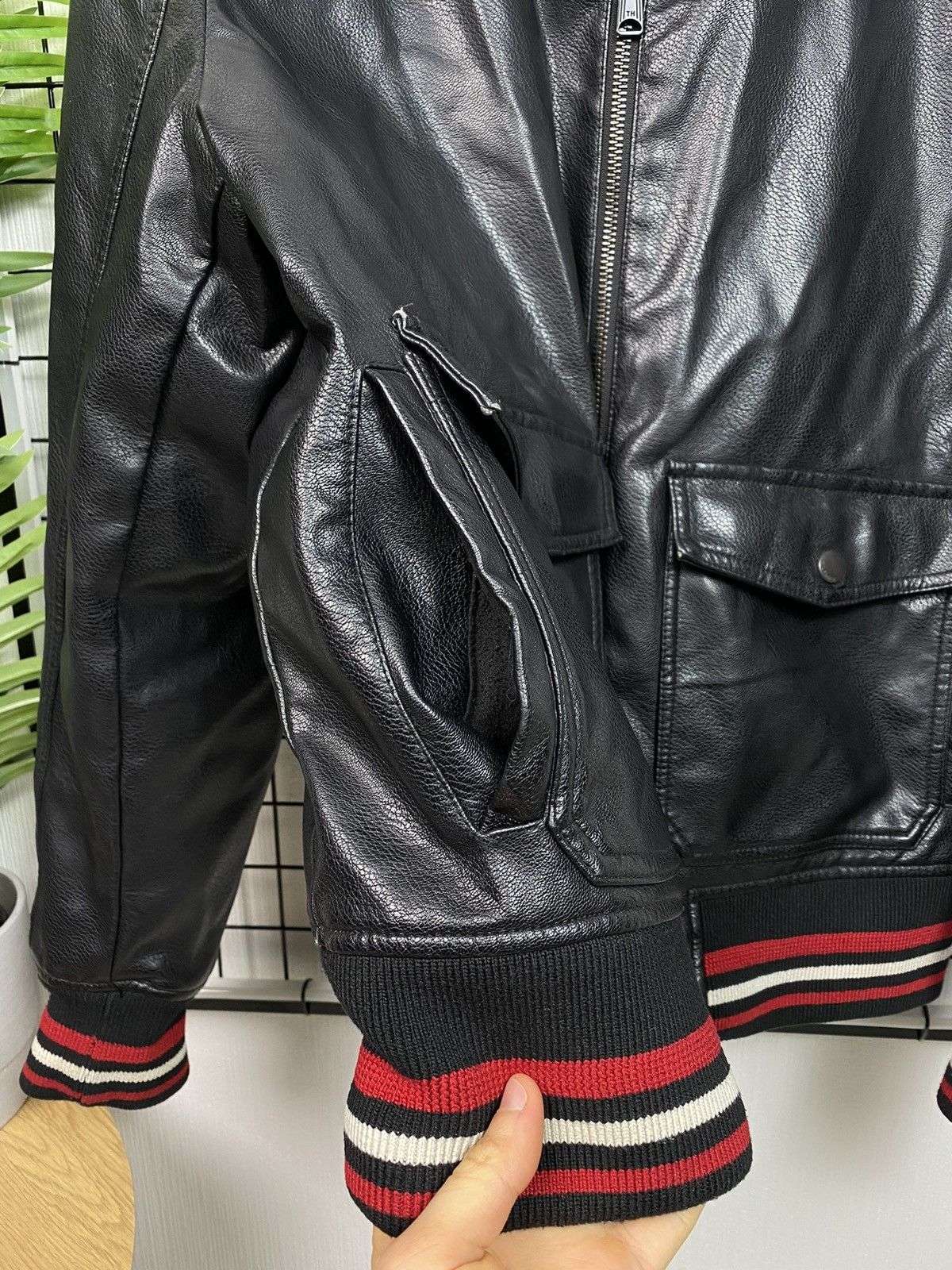 Tommy Hilfiger Rare Tommy Hilfiger Aviator Top Gun jacket Faux leather L Size US L / EU 52-54 / 3 - 6 Thumbnail