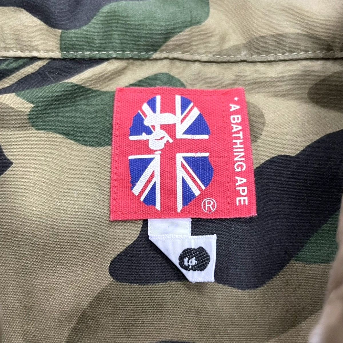 Bape A Bathing Ape 1st Camo Button-up L/S Shirt Size US S / EU 44-46 / 1 - 17 Thumbnail