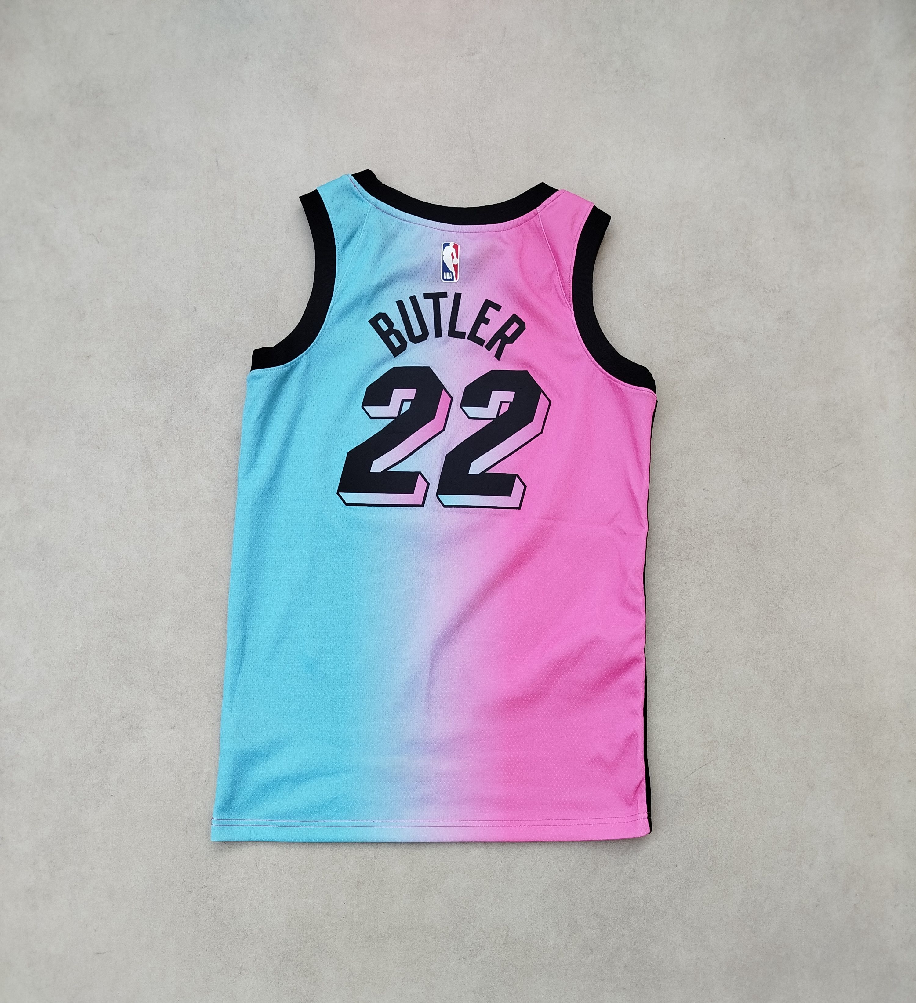 Nike Jimmy butler Miami heat Nike NBA jersey Size US S / EU 44-46 / 1 - 7 Thumbnail