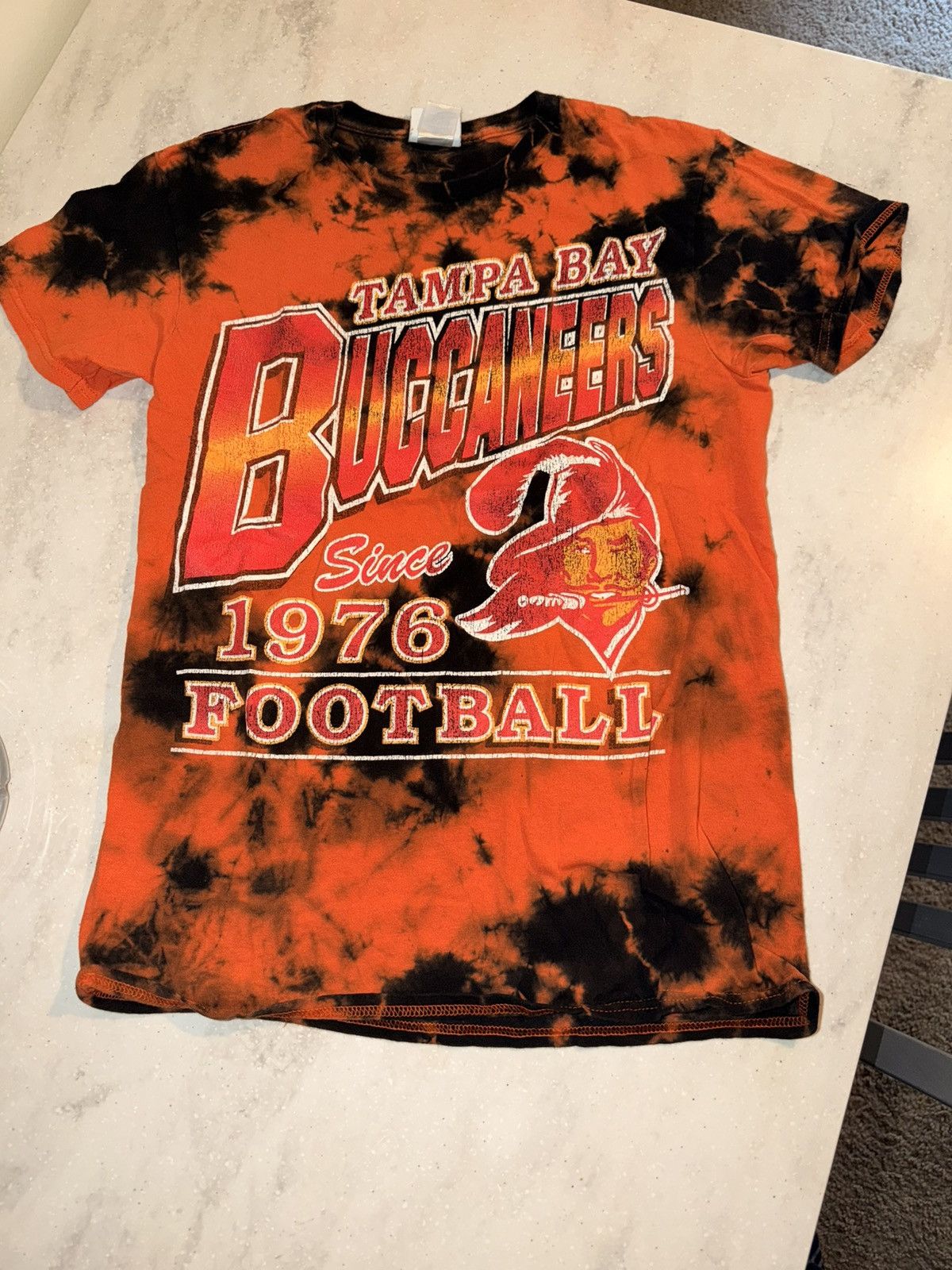 Vintage Vintage Tampa Bay Buccaneers tee Size US S / EU 44-46 / 1 - 1 Thumbnail