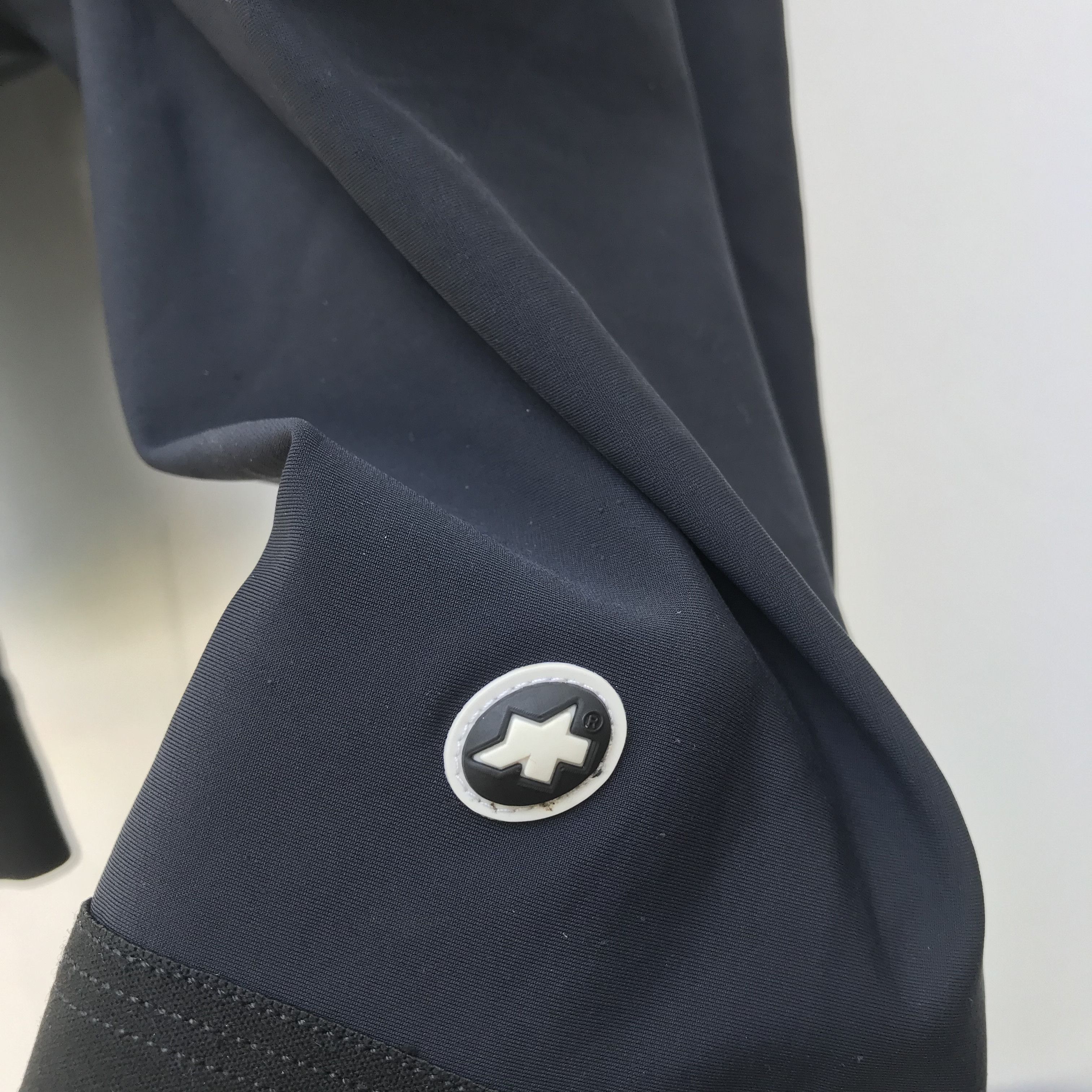 Designer × GOREWEAR × Swissgear Assos T.neoPro_s7 bib shorts Bike Jersey short pants black Size US 34 / EU 50 - 23 Thumbnail