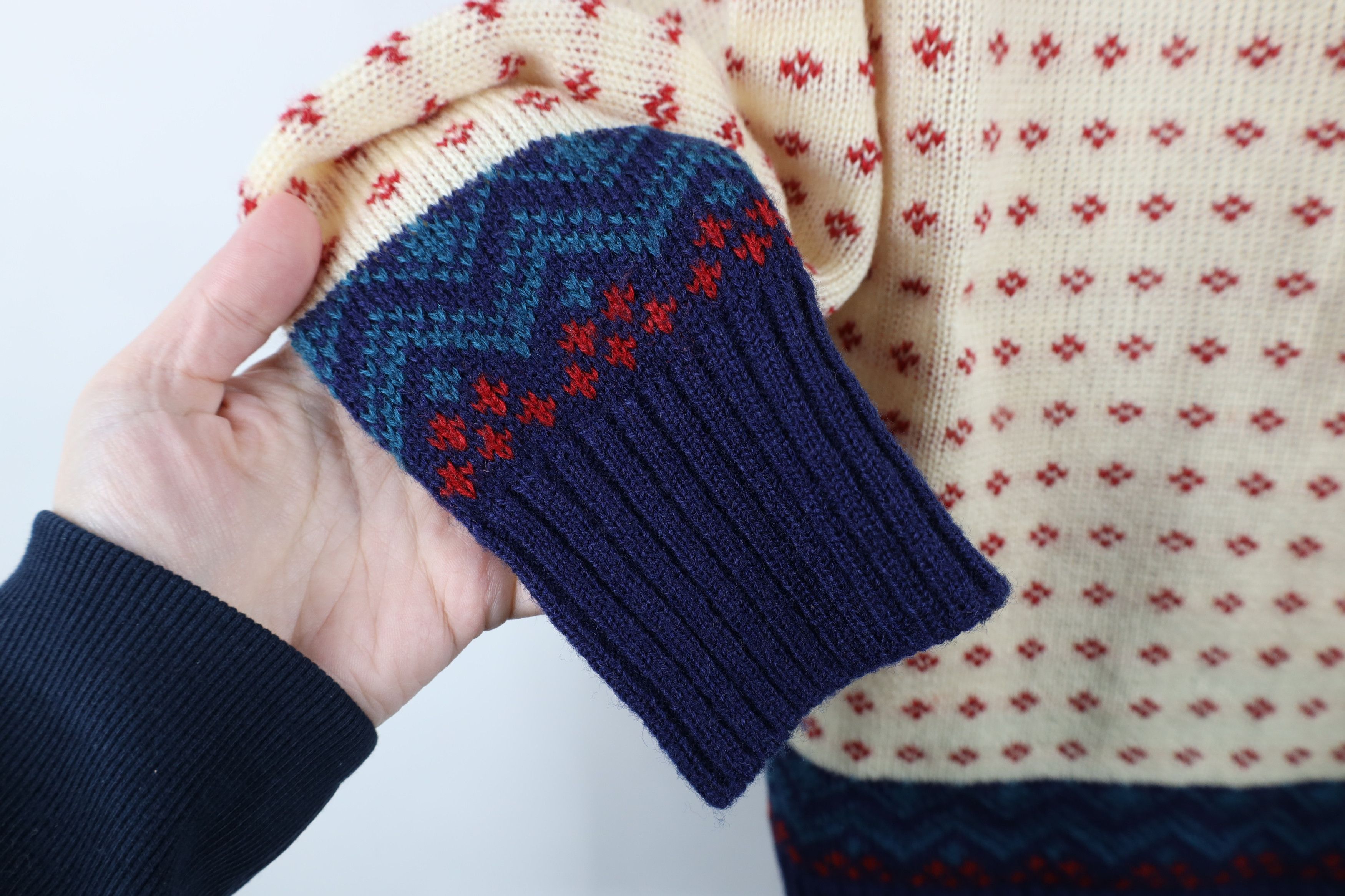 Vintage Vintage 70s Streetwear Fair Isle Knit Crewneck Sweater Size M / US 6-8 / IT 42-44 - 6 Thumbnail