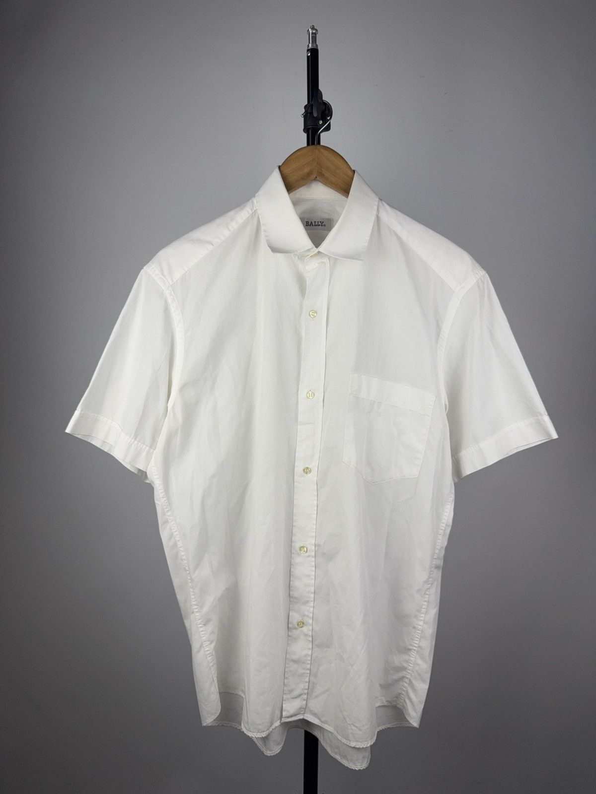 Bally Vintage 00s Bally Luxury Retro white Short sleeve Shirt Size US M / EU 48-50 / 2 - 1 Thumbnail