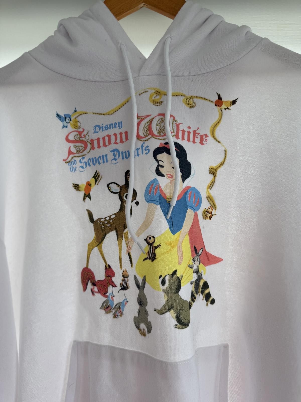Disney Disney Snow White and the Seven Dwarfs White Hoodie L Size L / US 10 / IT 46 - 2 Thumbnail