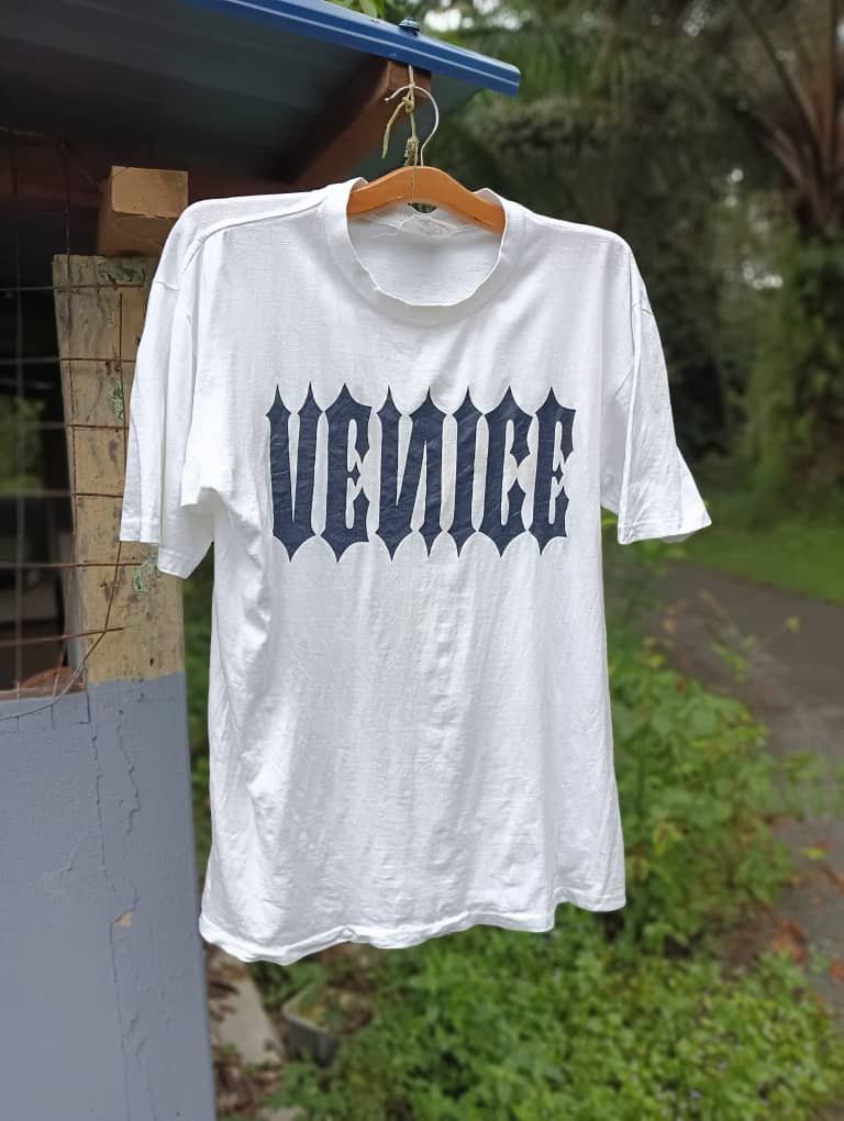 Vintage Vintage 90s Venice street wear skateboard tshirts Size US M / EU 48-50 / 2 - 1 Thumbnail