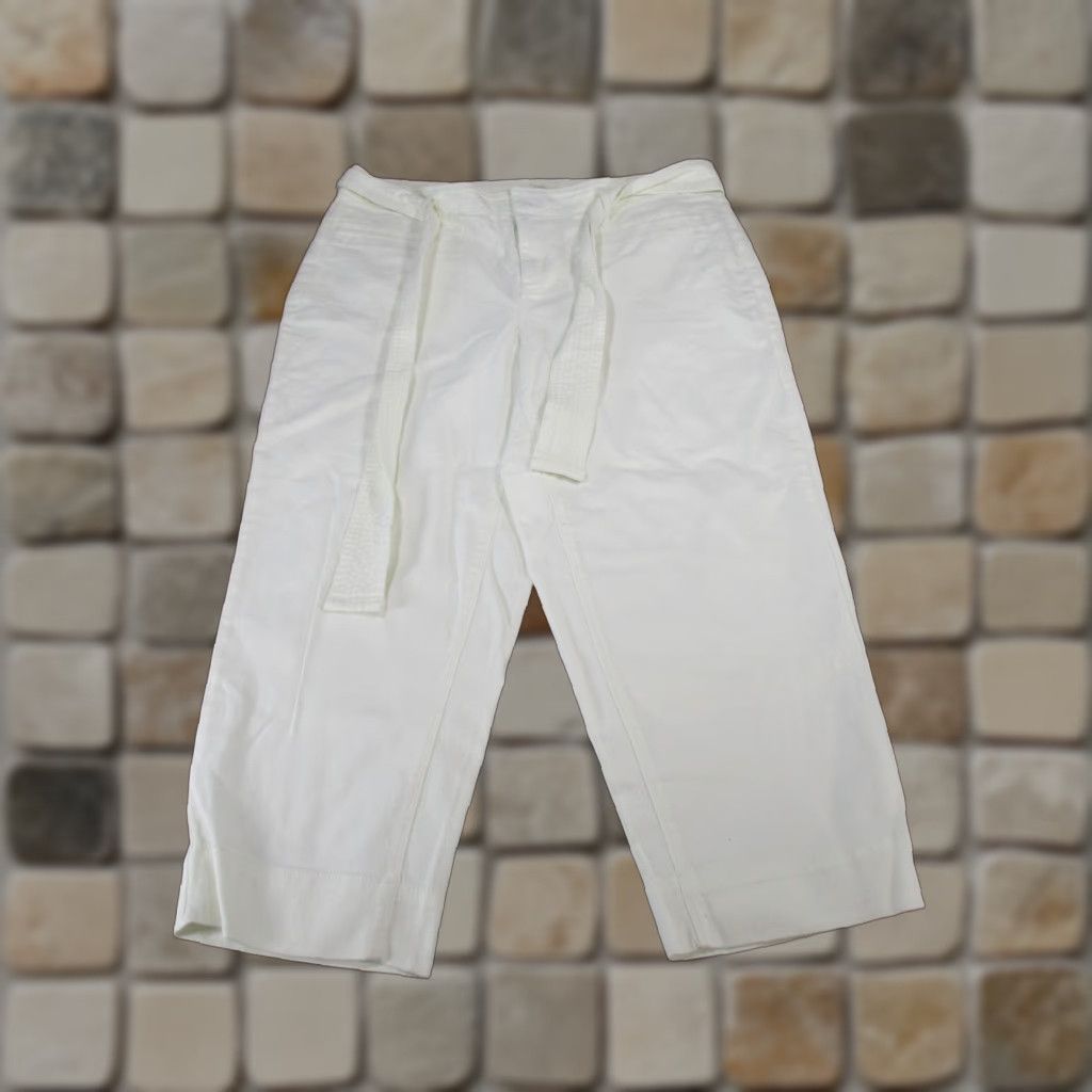 Loft LOFT Jeans Womens 14 White Denim Tapered Crop NEW Size 36" / US 14 / IT 50 - 1 Thumbnail