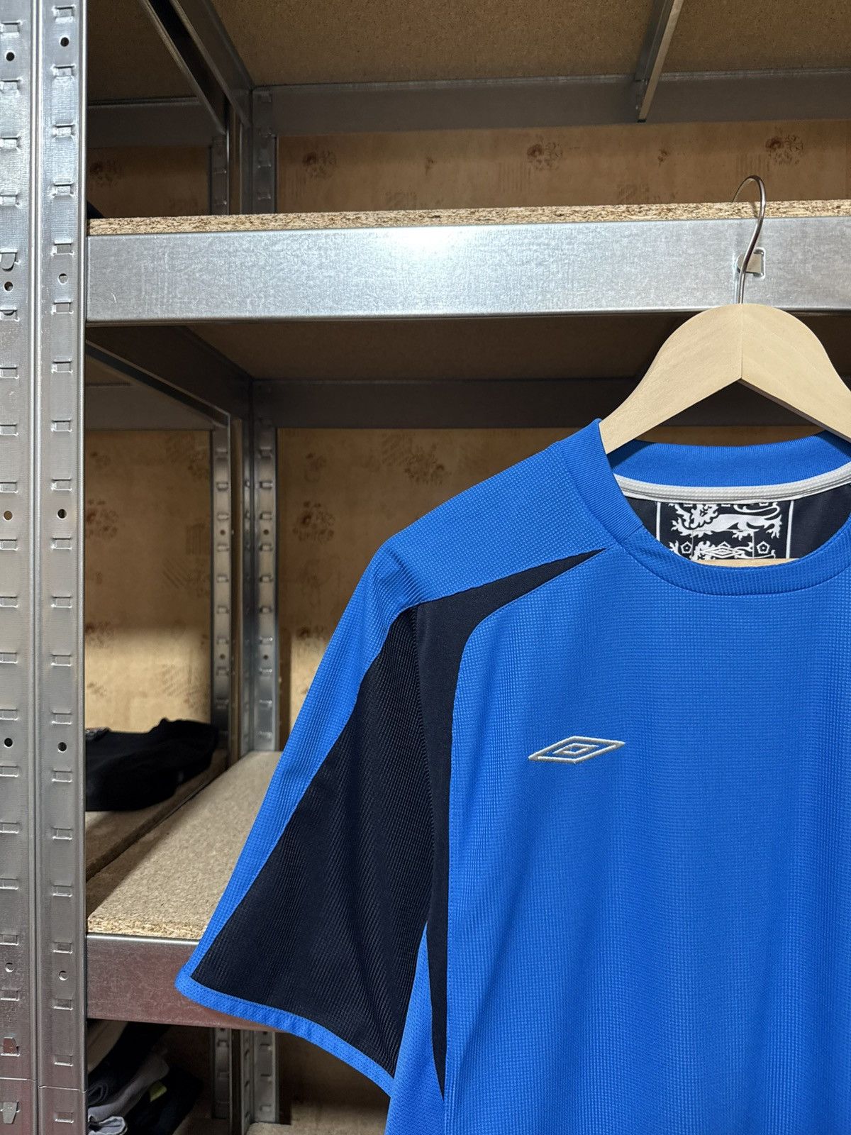 Umbro × Vintage Vintage Umbro England 2004 2005 2006 Training Soccer Jersey Size US XL / EU 56 / 4 - 3 Thumbnail