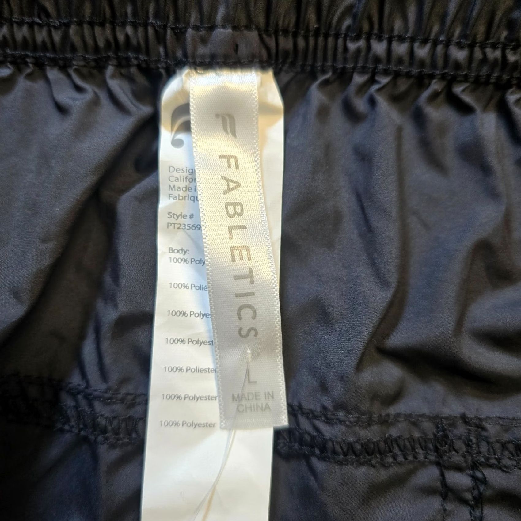 Fabletics Fabletics Pants Womens Large Black Parachute Joggers Cargo Casual Athletic Tapered Leg Inseam 30 in Size 36" / US 14 / IT 50 - 4 Thumbnail