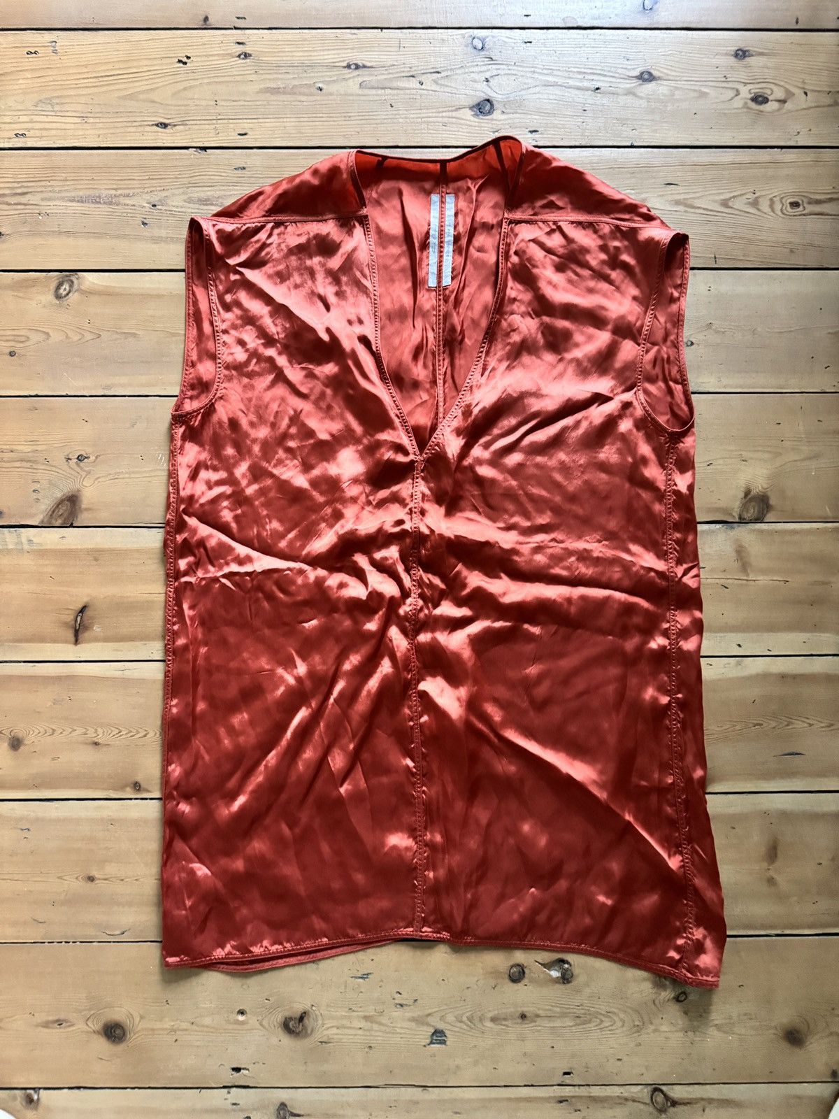 Rick Owens Strobe satin deep V tee Size US M / EU 48-50 / 2 - 1 Thumbnail