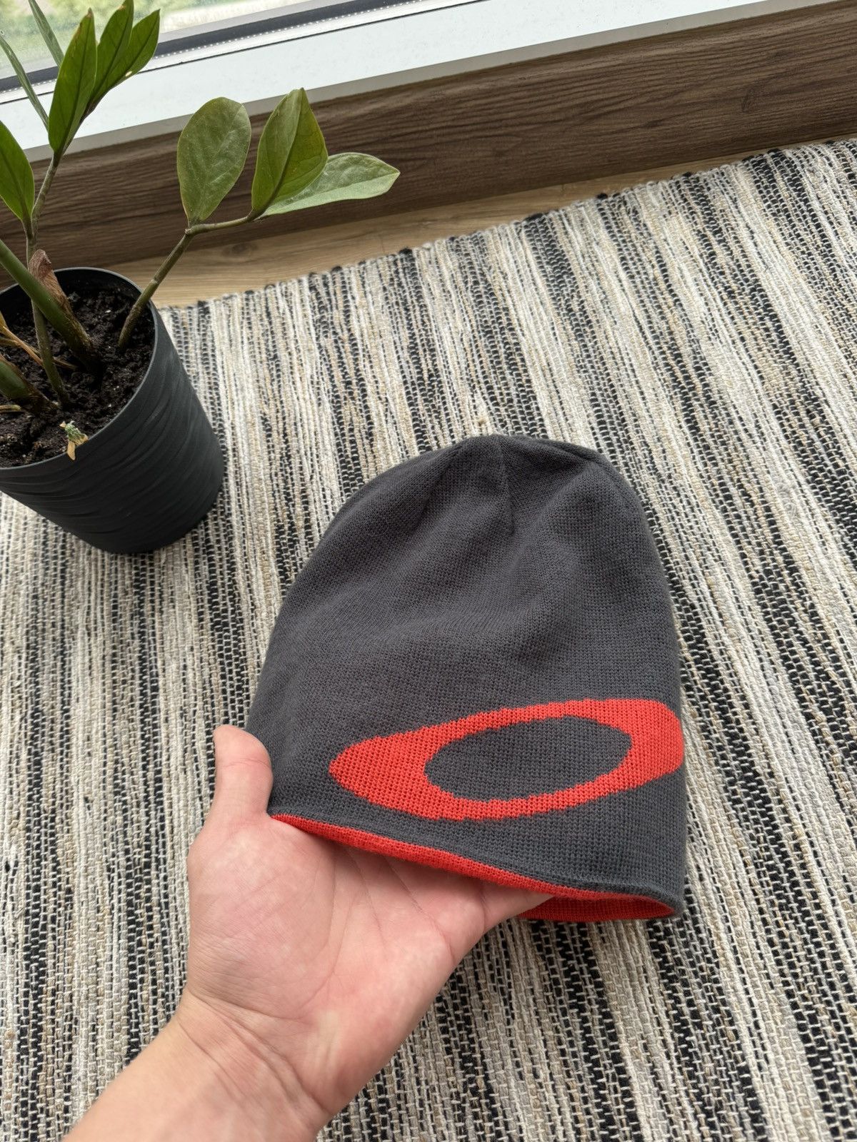 Oakley Vintage Oakley big logo Y2K beanie hat Size ONE SIZE - 2 Thumbnail
