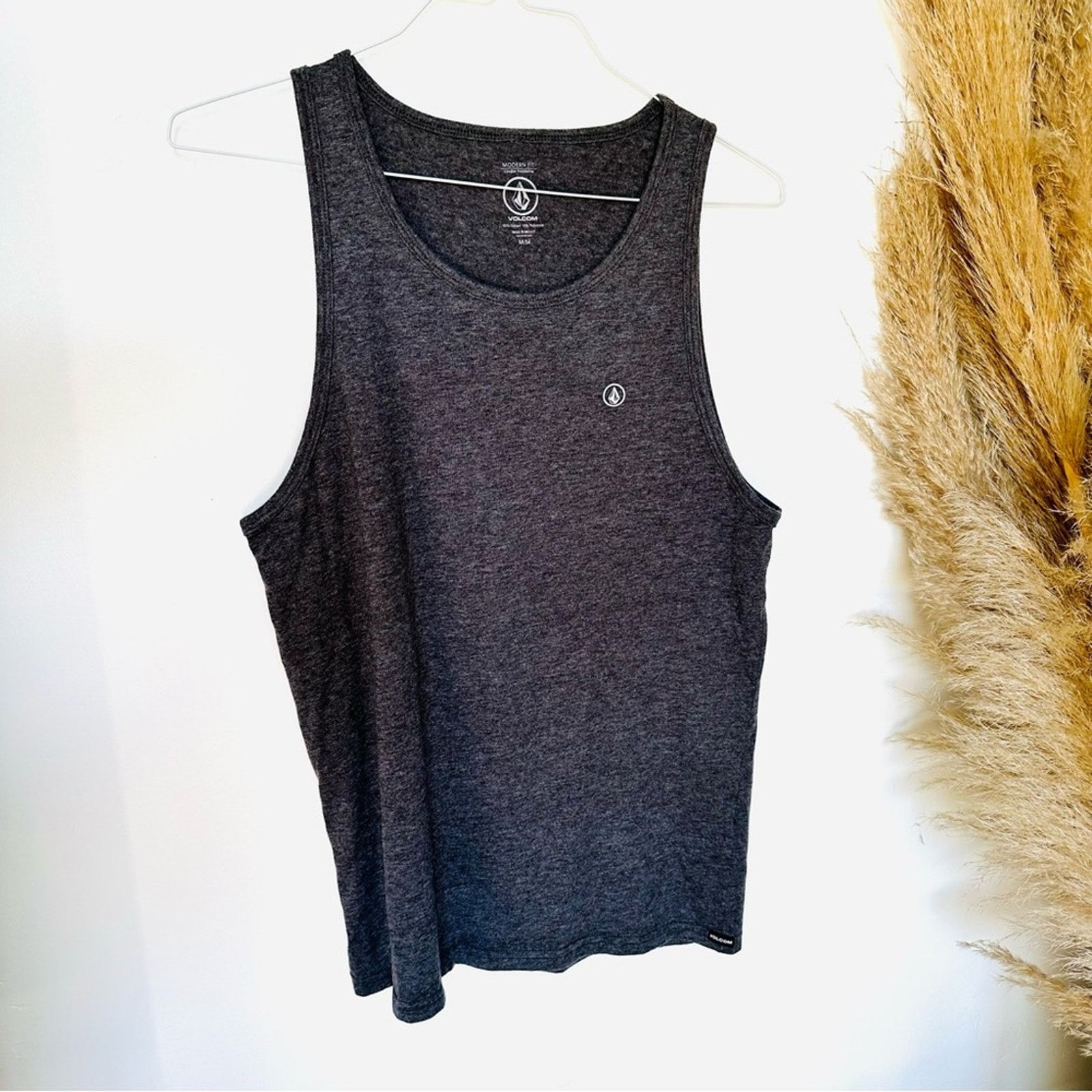 Volcom MENS VOLCOM Dark Grey Gray Sleeveless Tank Top Tee Shirt M Size US M / EU 48-50 / 2 - 4 Thumbnail