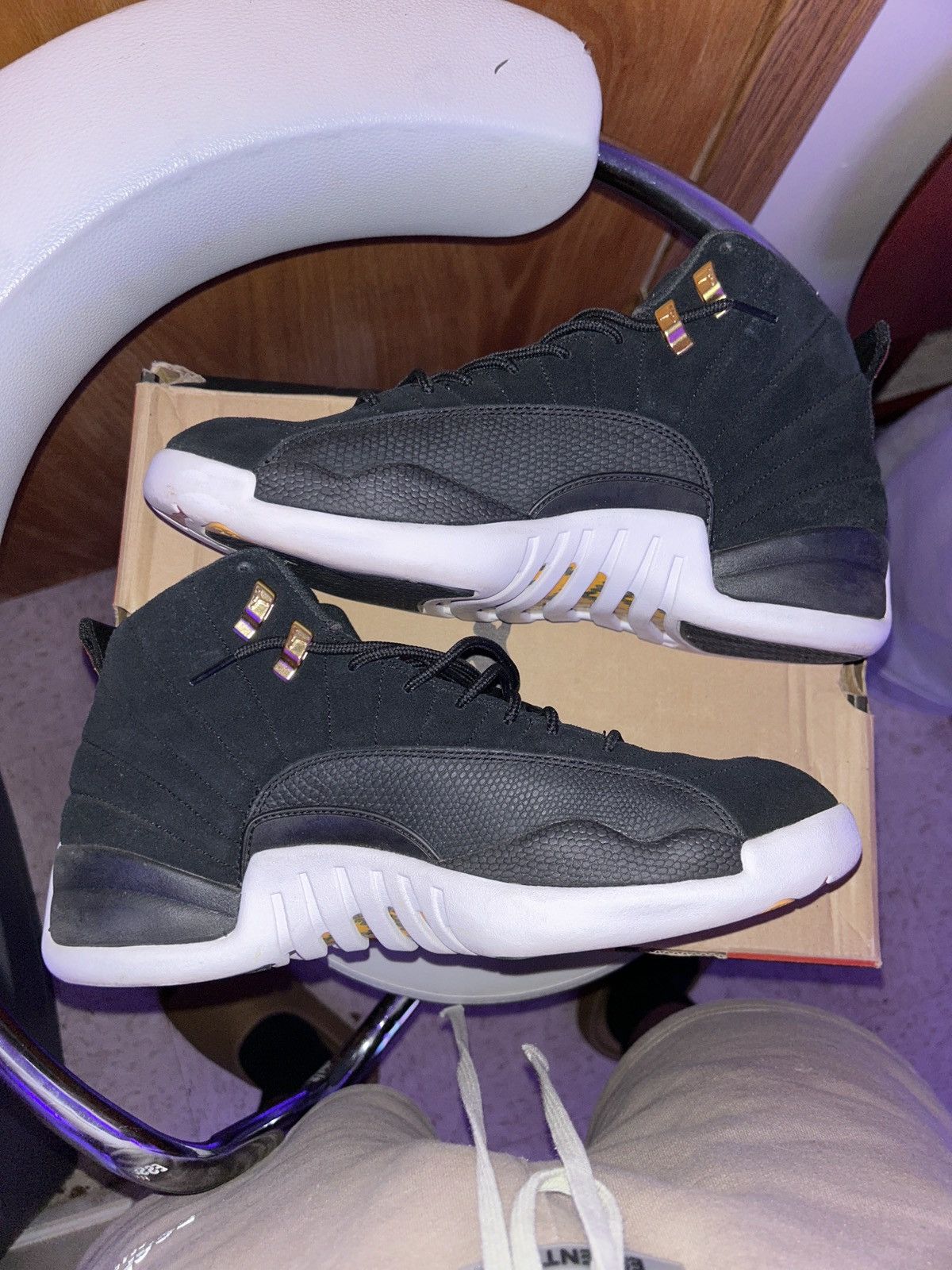 Jordan Brand Jordan 12 Reverse Taxi (2019) Size US 11 / EU 44 - 3 Thumbnail