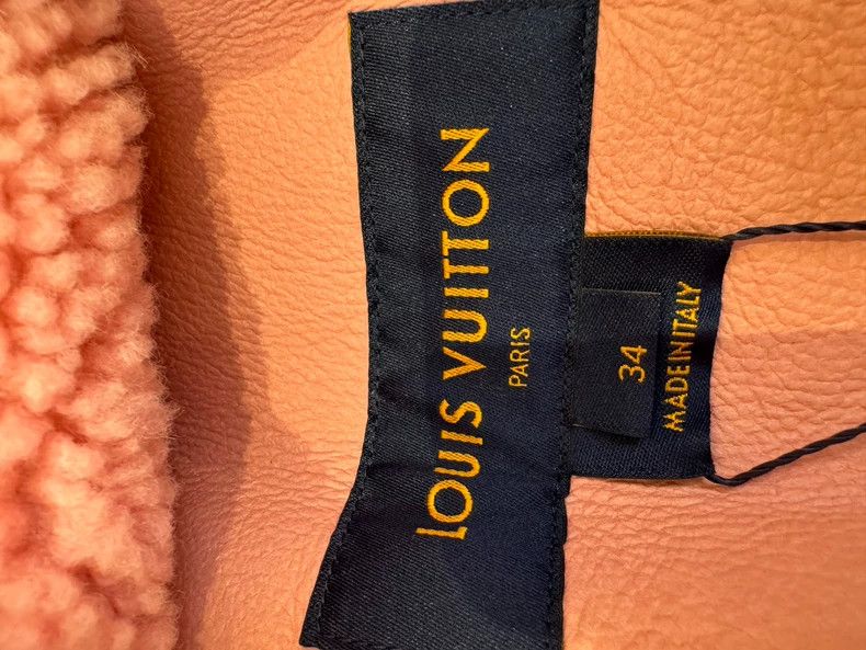 Louis Vuitton Louis Vuitton Fur lamb jacket Size XXS / US 00 / IT 34 - 5 Thumbnail