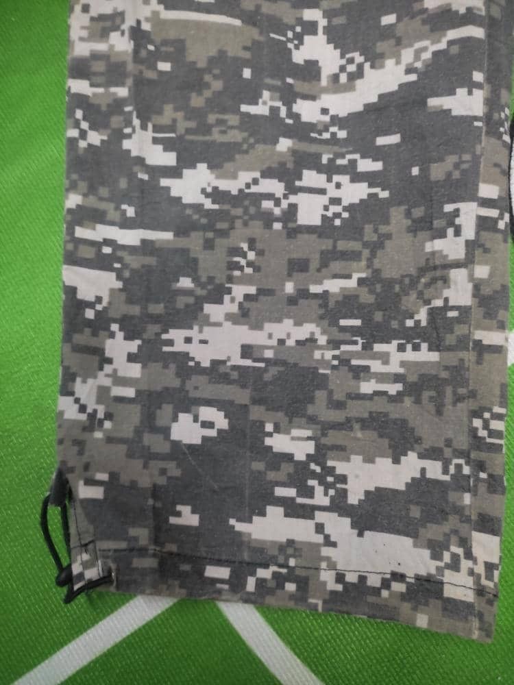 Japanese Brand WIND FACE OUT DOOR CAMOUFLAGE CARGO PANTS Size US 34 / EU 50 - 5 Thumbnail
