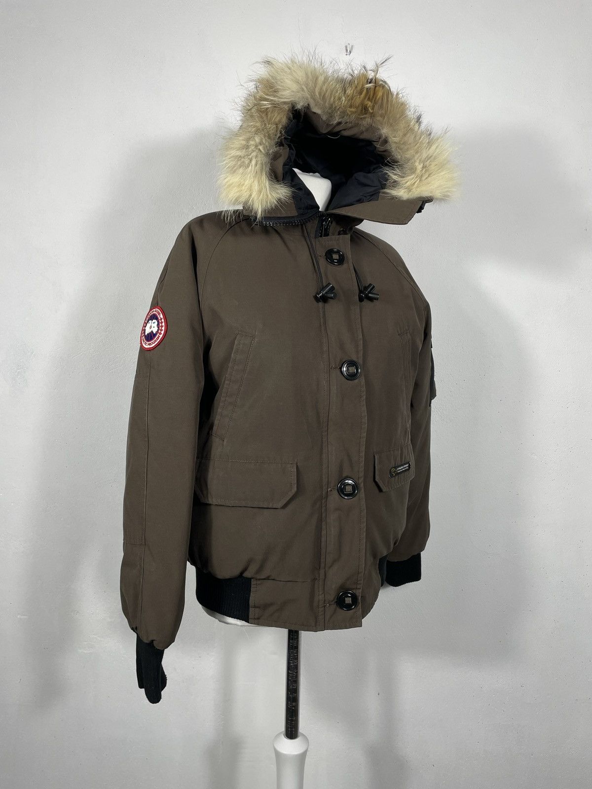 Canada Goose × Vintage Canada Goose Montebello Vintage Puffer Jacket Down Coat Warm Size M / US 6-8 / IT 42-44 - 2 Thumbnail