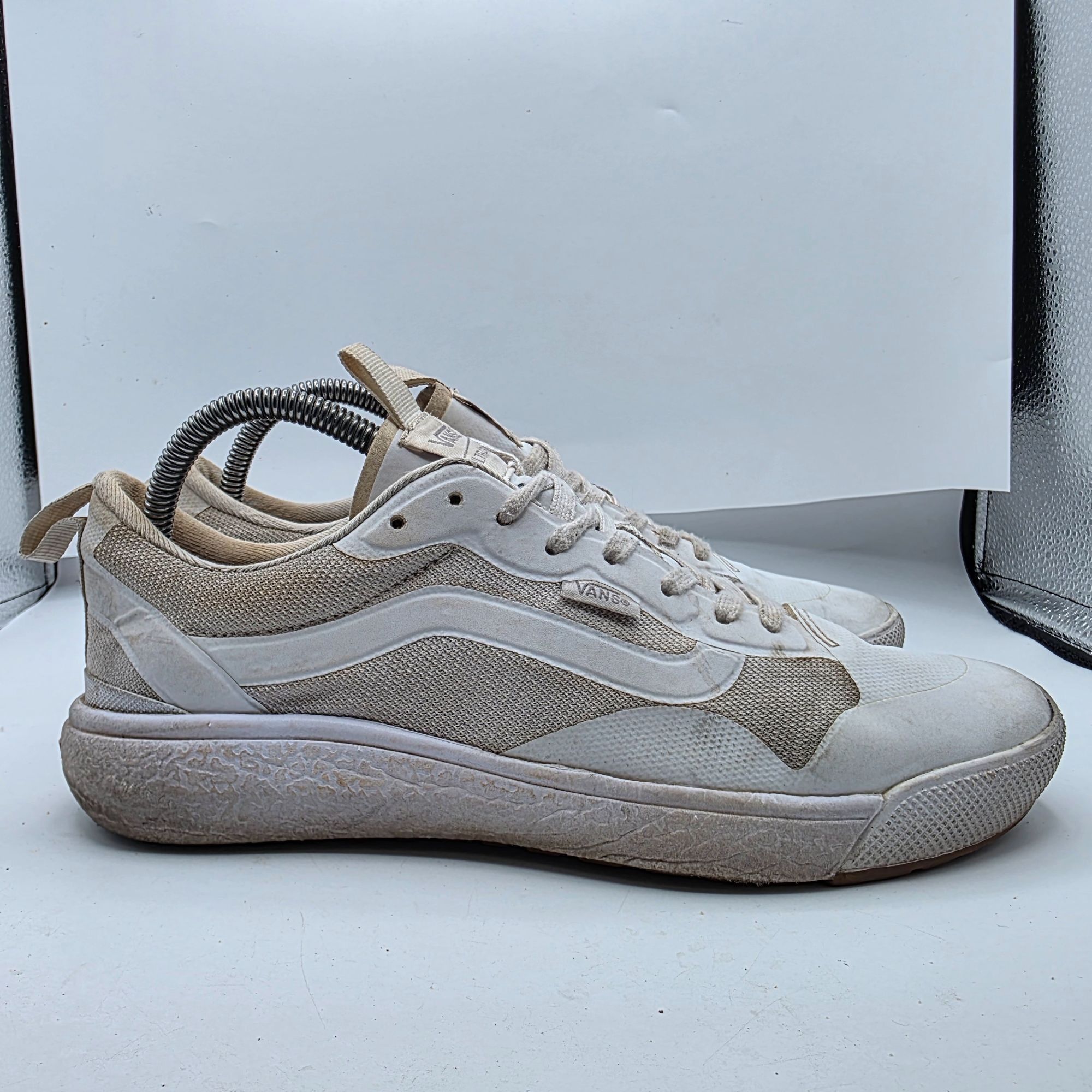 Vans Vans UltraRange EXO Womens 9 Triple White Lightweight Athlet Size US 9 / IT 39 - 12 Thumbnail
