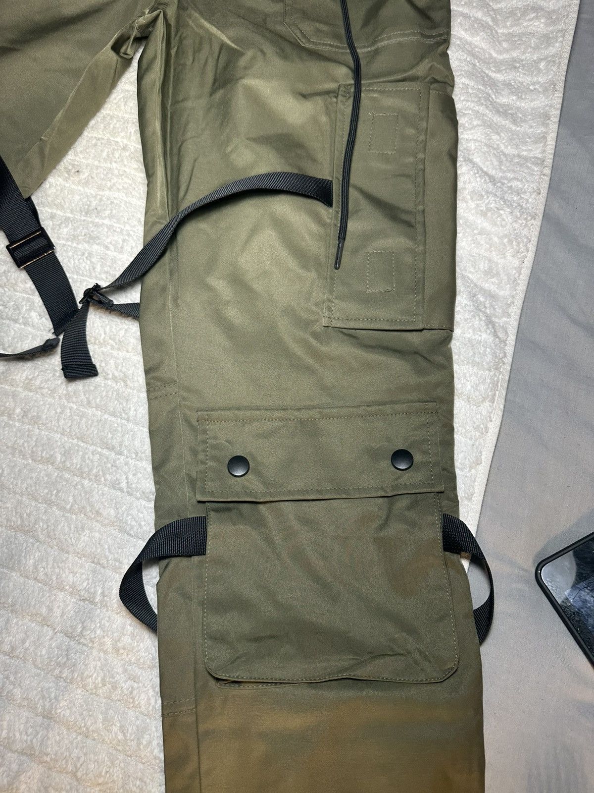 Designer × EPTM. × Travis Scott EPTM LA Brand Cargo track pants Size US 30 / EU 46 - 6 Thumbnail