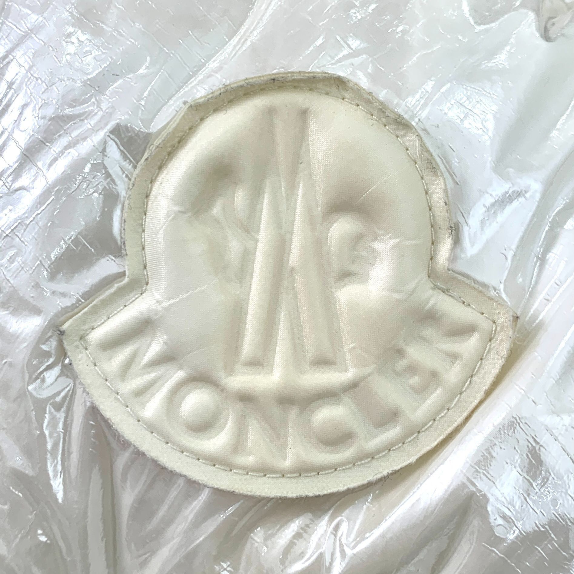 Moncler Moncler Womens Shiny Puffer Jacket With Hood Size 0 Size XS / US 0-2 / IT 36-38 - 5 Thumbnail