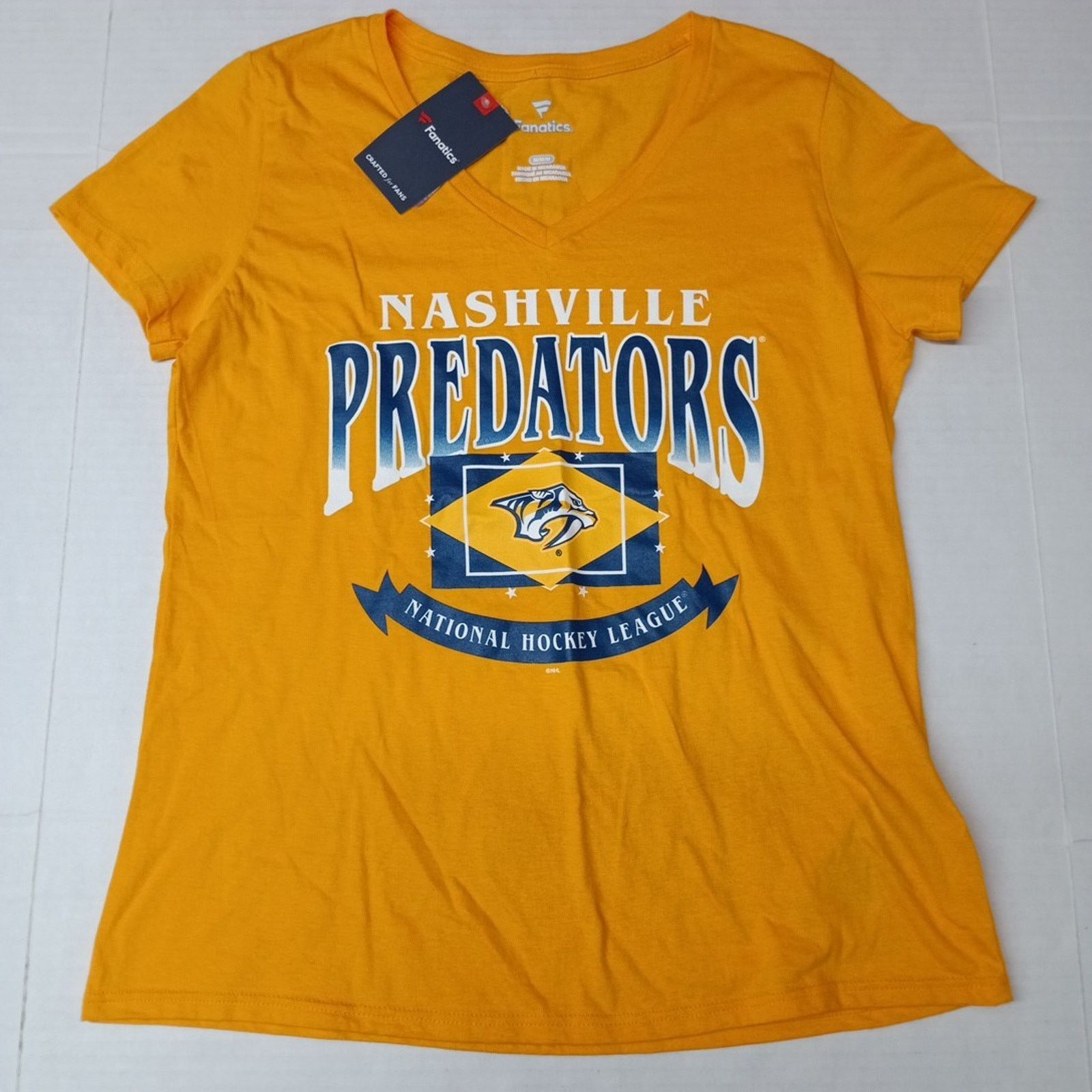 Other Nashville Predators T-Shirt Women's Size M Gold Fanatics NHL Size M / US 6-8 / IT 42-44 - 1 Thumbnail