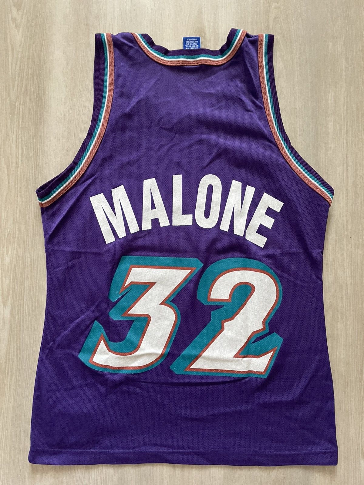 Champion × Vintage Vintage 90s Champion Utah Jazz Karl Malone Jersey Sz 40 Size US M / EU 48-50 / 2 - 2 Thumbnail
