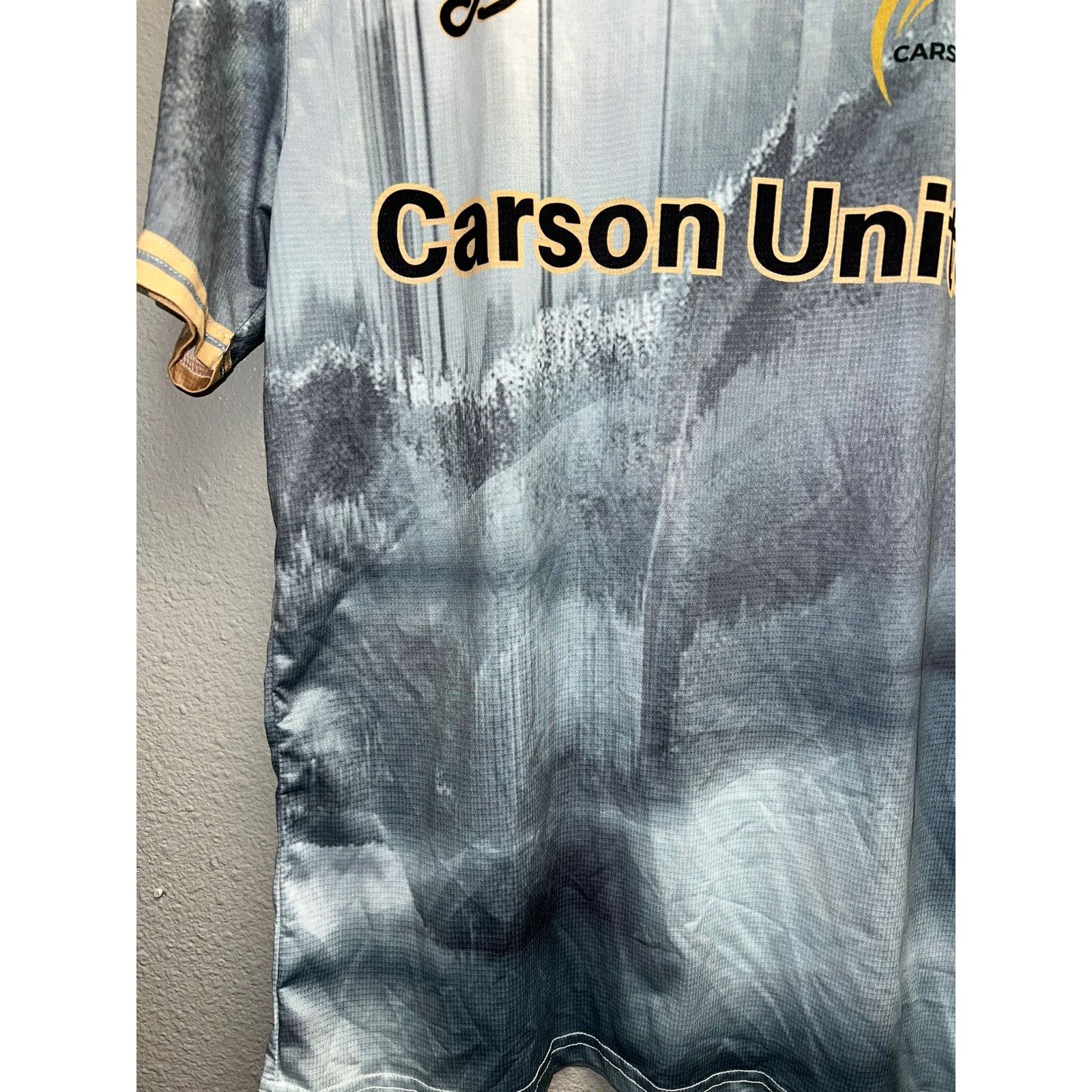 Vintage Carson United Jersey FC Club Gold Silver Futbol Soccer Top L Size US L / EU 52-54 / 3 - 2 Thumbnail