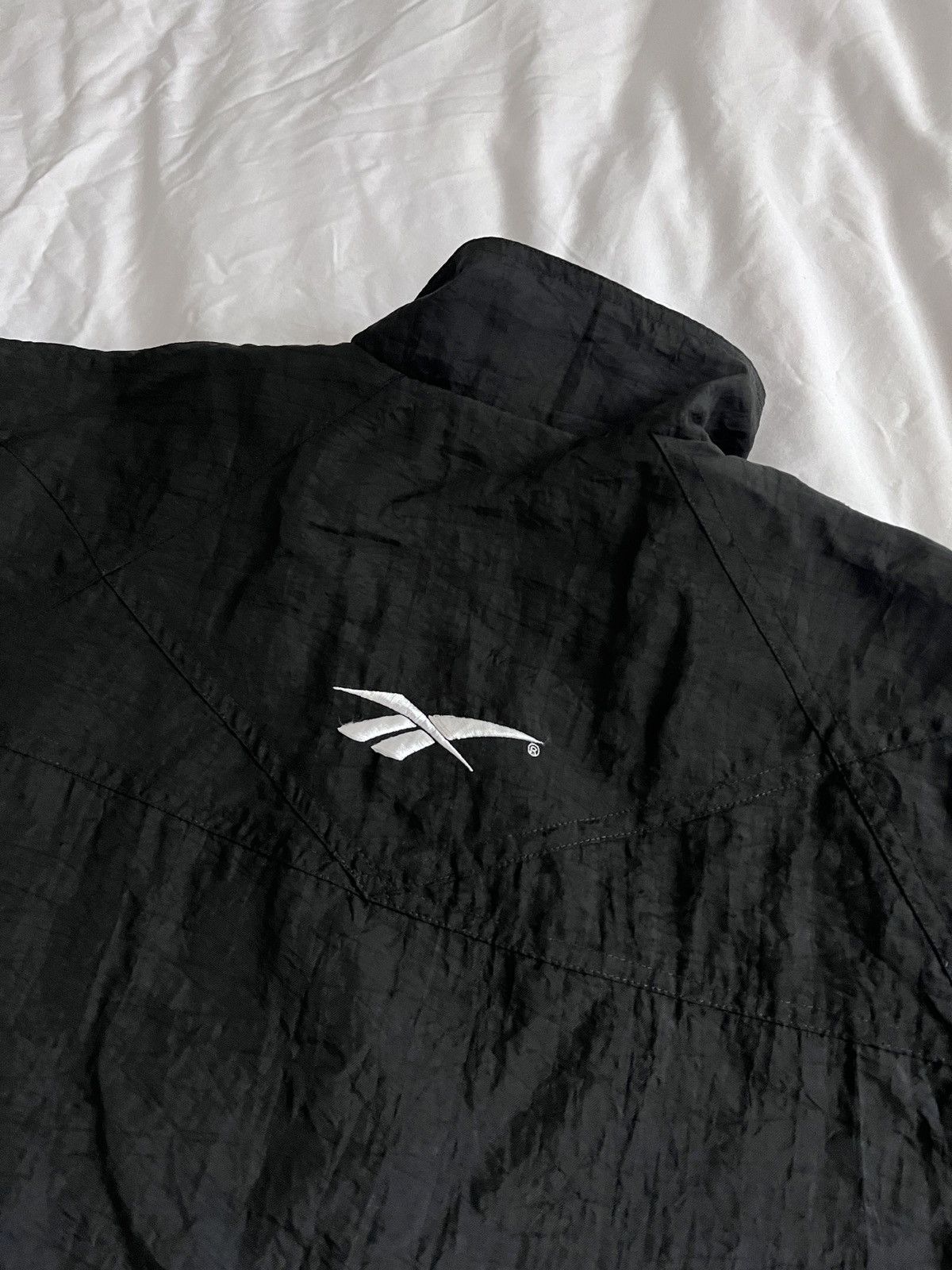 Reebok Vintage Reebok Crushed Nylon Track Jacket M Size US M / EU 48-50 / 2 - 12 Thumbnail