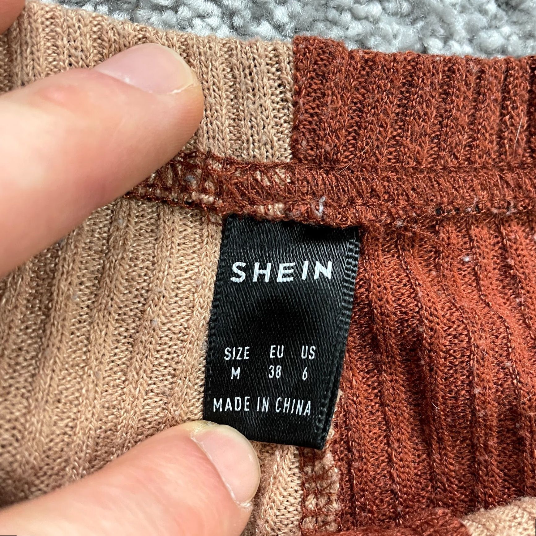 Shein Shein Knit Shorts Womens Medium W26 Brown Elastic Waist High Rise Stretch Casual Size 32" / US 10 / IT 46 - 3 Thumbnail