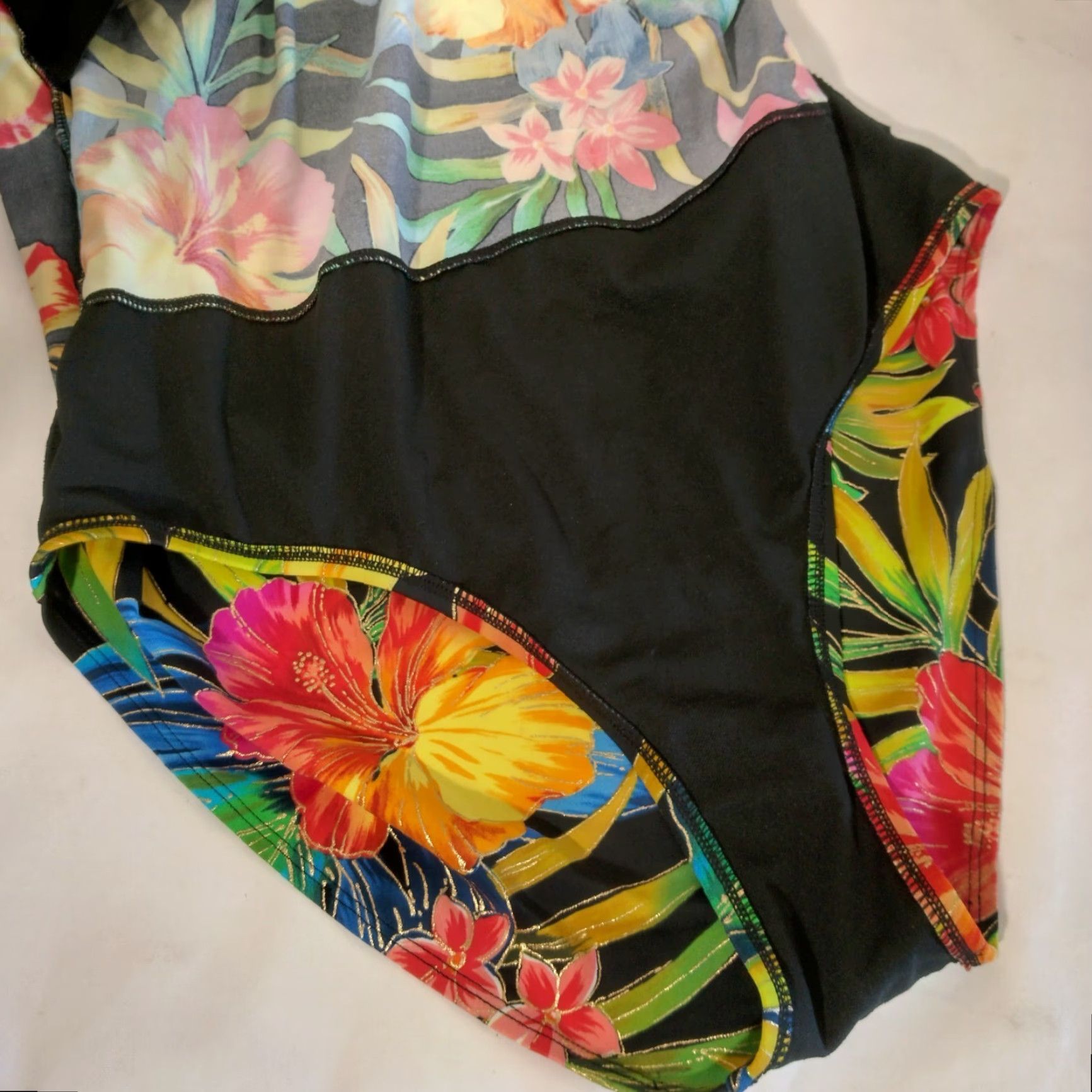 Vintage VINTAGE Islander Women's 1 Piece Swimsuit Tropical Floral Faux Wrap Halter Tank Bathing Suit Size 16 Beach Vacation Size XXL / US 16-18 / IT 52-54 - 4 Thumbnail