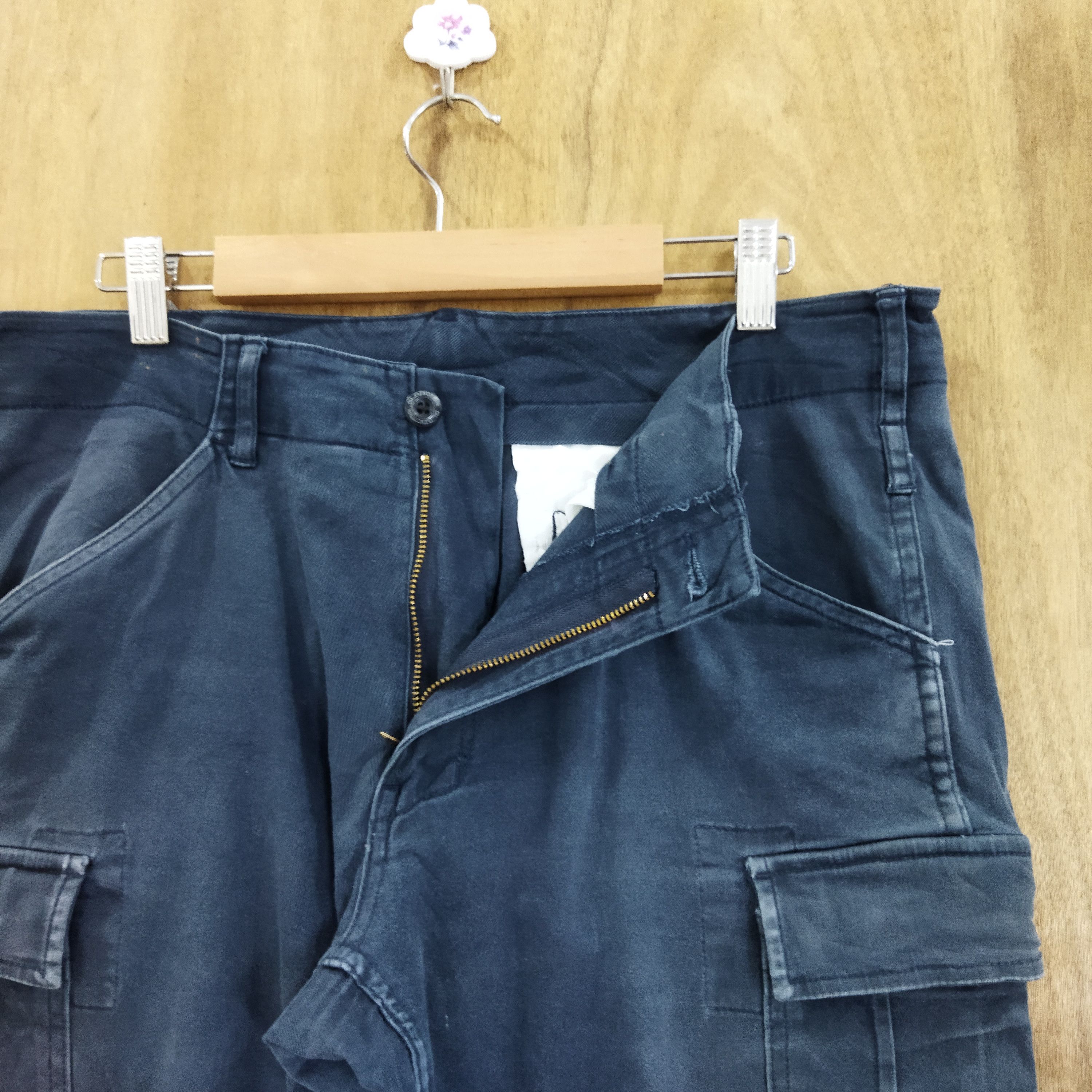 Japanese Brand GLADIATOR DARK BLUE CARGO PANTS Size US 32 / EU 48 - 6 Thumbnail