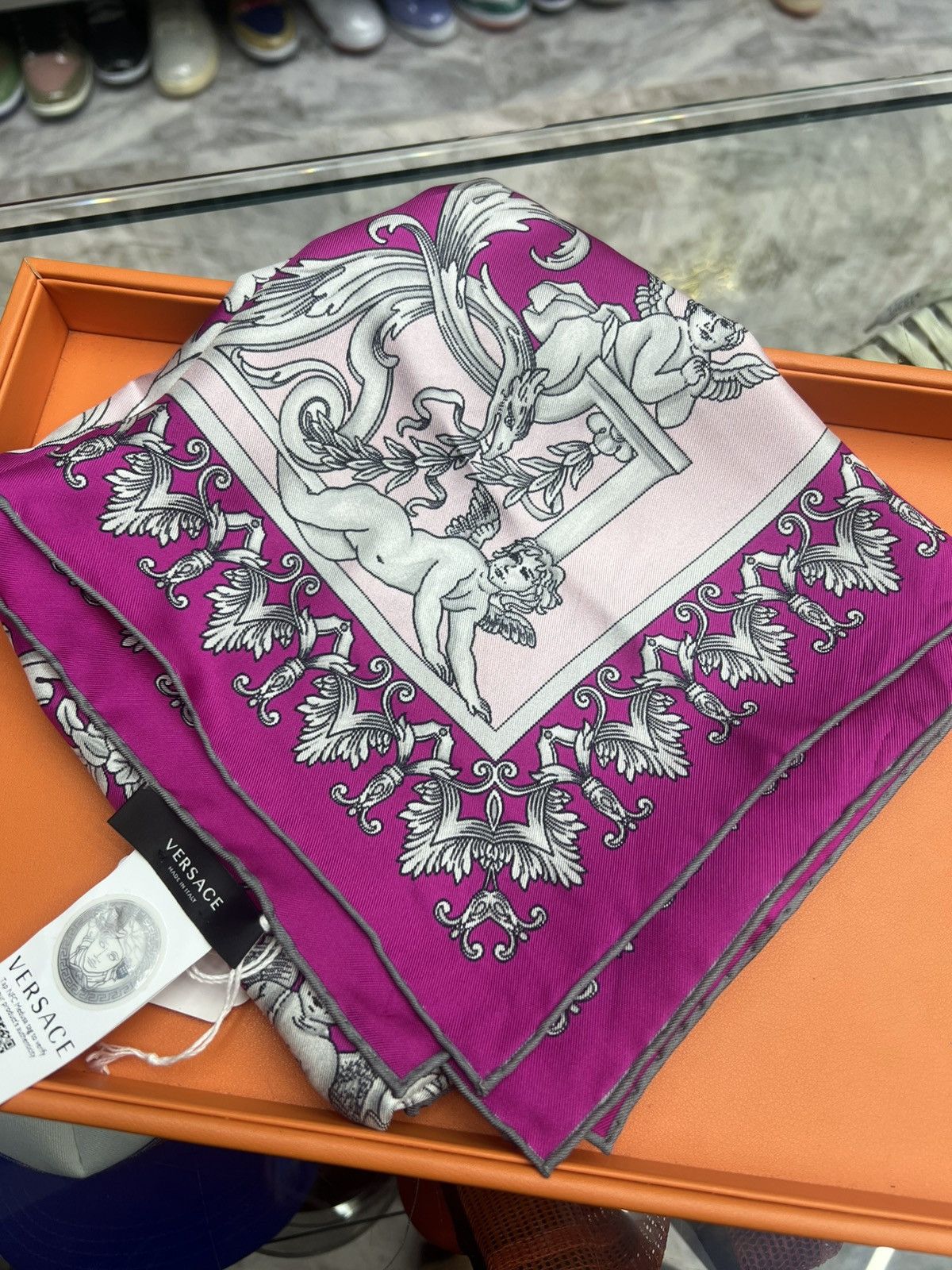Versace Versace Baroque Print Silk Scarf Size ONE SIZE - 2 Thumbnail