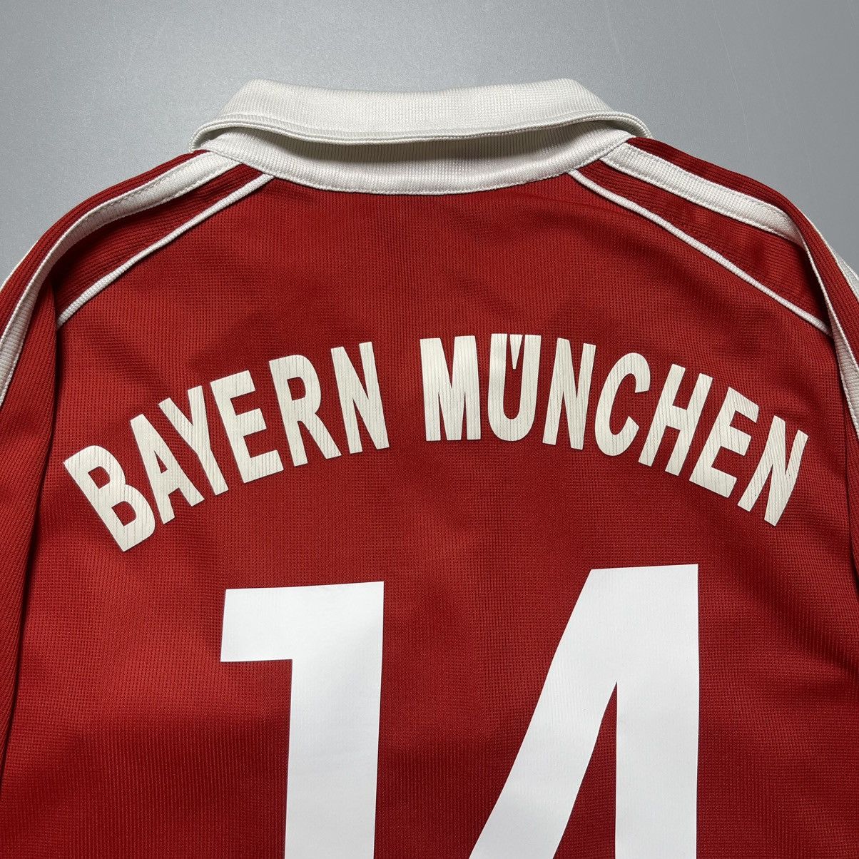 Vintage BAYERN ADIDAS 2006/2007 FOOTBALL HOME JERSEY #14 PIZZARO Size US XL / EU 56 / 4 - 13 Thumbnail