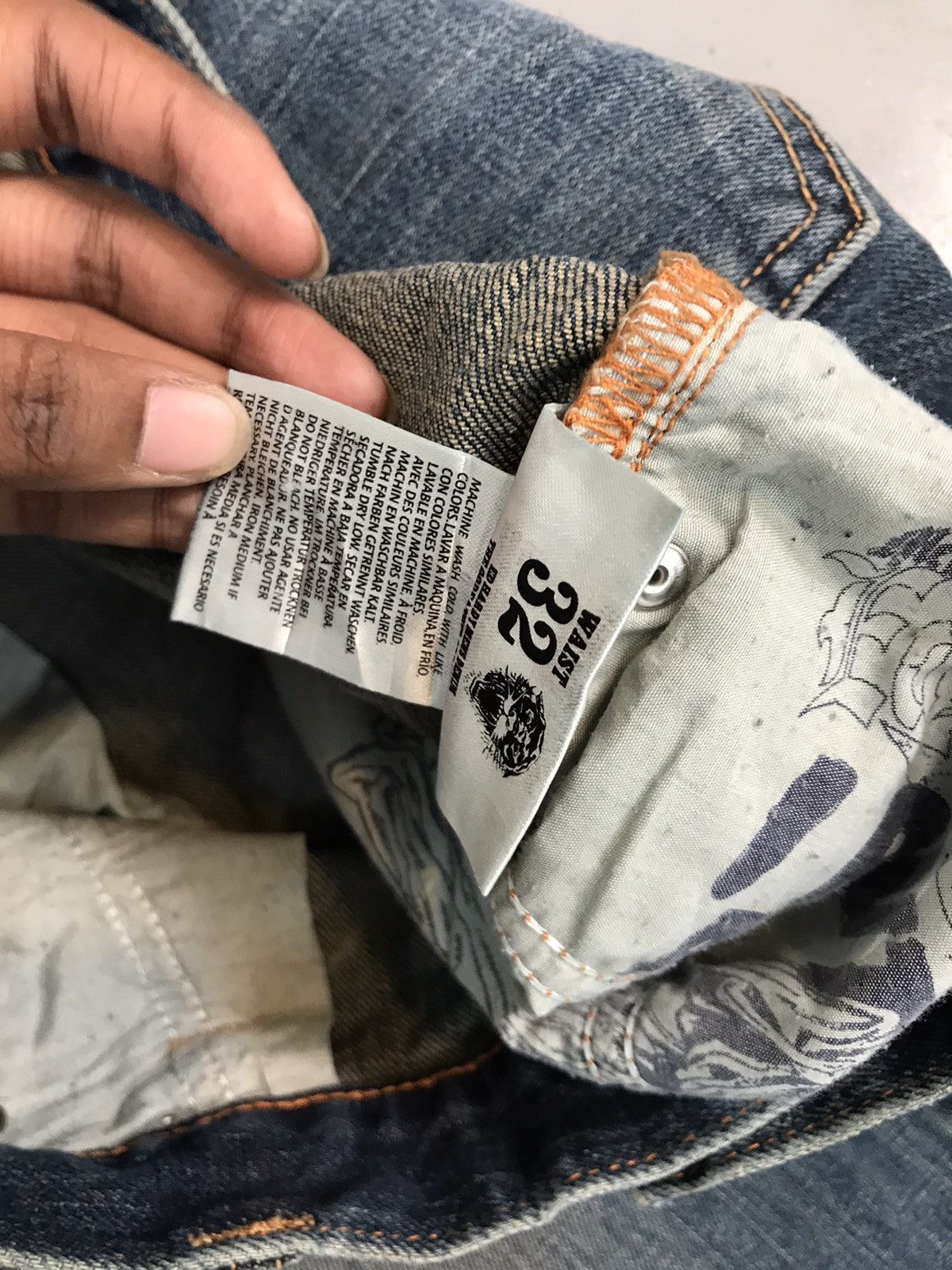 Ed Hardy × Vintage Vintage Ed hardy skater denim jort Size US 32 / EU 48 - 8 Thumbnail