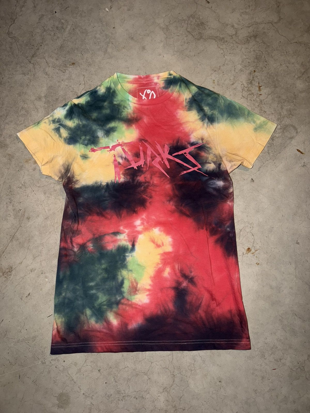XO XO NAV Turks Tie Dye Skull T-Shirt 2020 Rap Tee Travis Scott Size US M / EU 48-50 / 2 - 1 Thumbnail