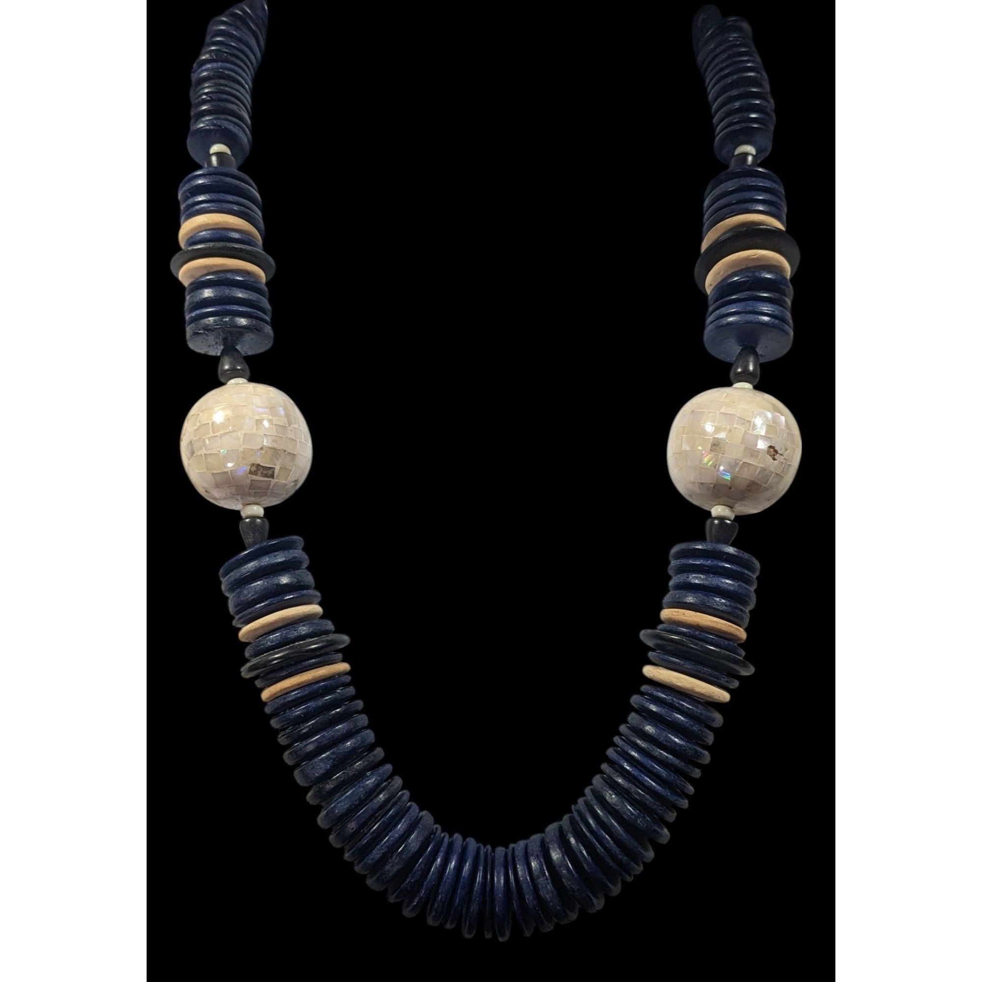 Other Vintage Chunky Blue Wooden Disc And Shell Beaded Necklace Size ONE SIZE - 2 Thumbnail