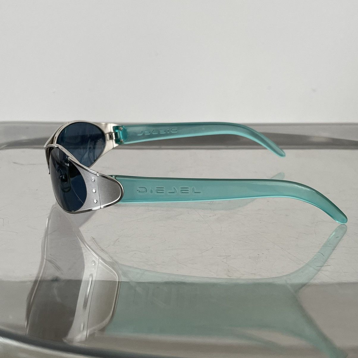 Diesel × Vintage Diesel Archive Rave Sunglasses Size ONE SIZE - 4 Thumbnail