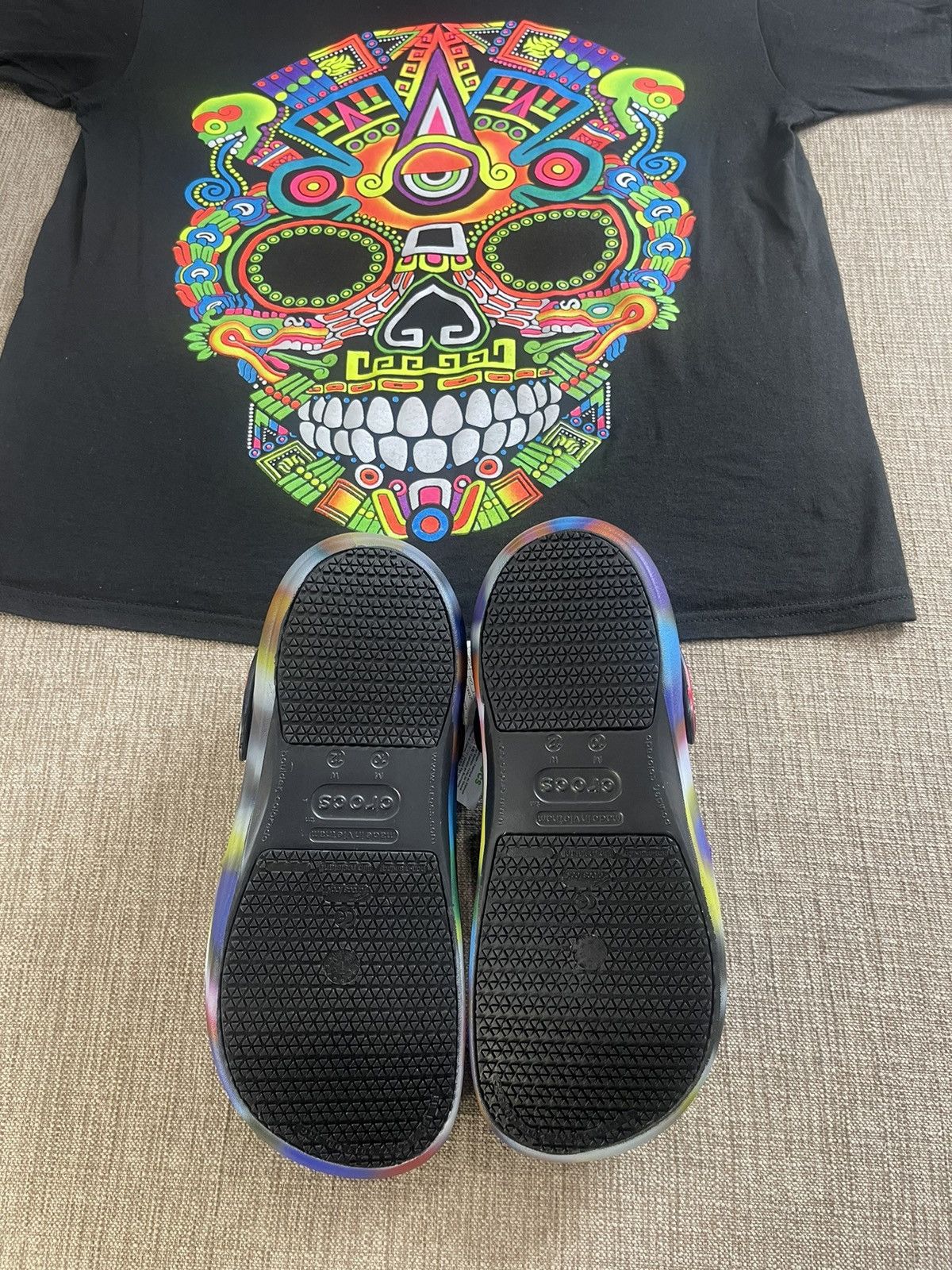 Crocs Crocs Tie Dye Size US 12 / EU 45 - 11 Thumbnail