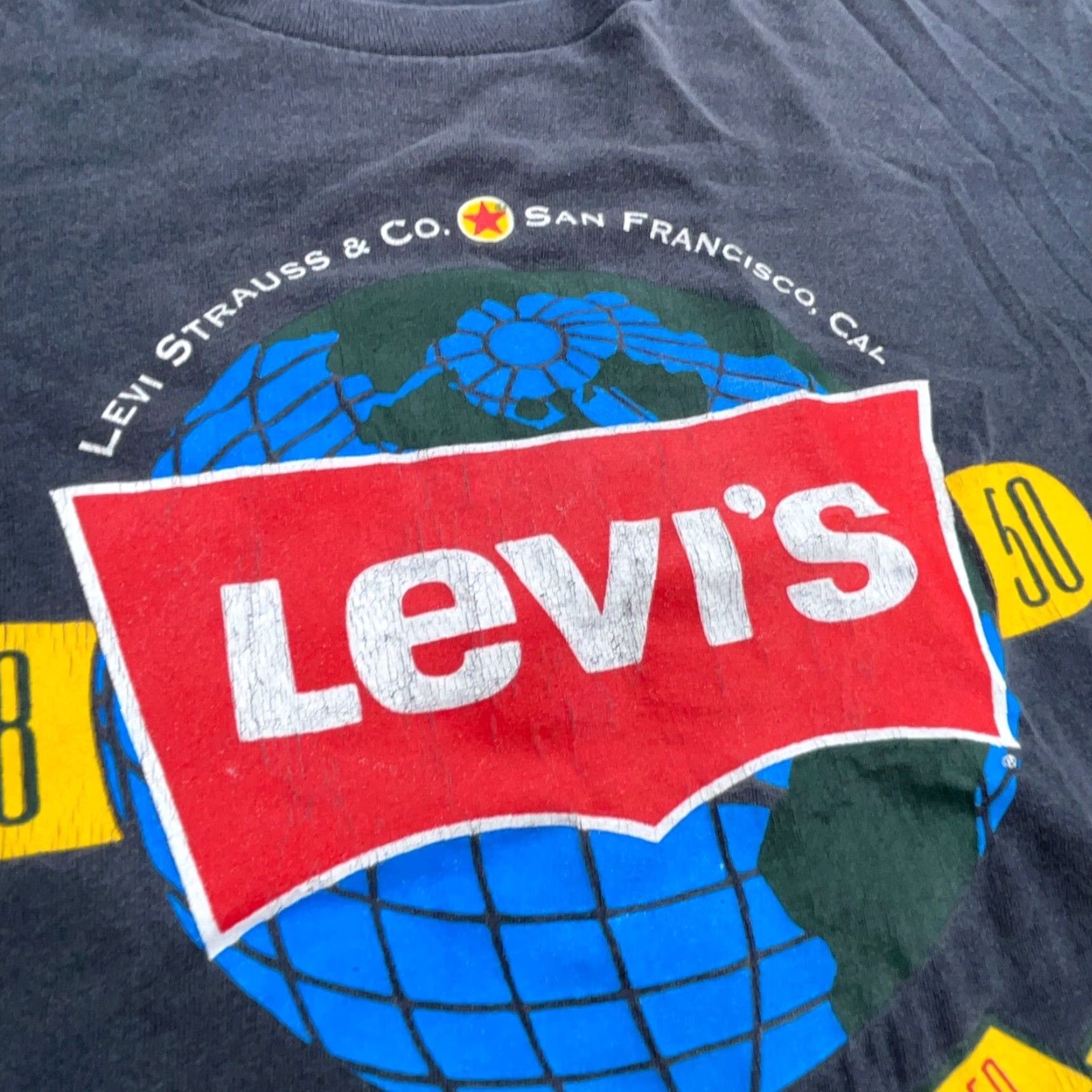 Levi's VINTAGE Levi's Men's T-Shirt Large Black 80s 90s Grunge Punk Logo Graphic Cotton Size US L / EU 52-54 / 3 - 5 Thumbnail